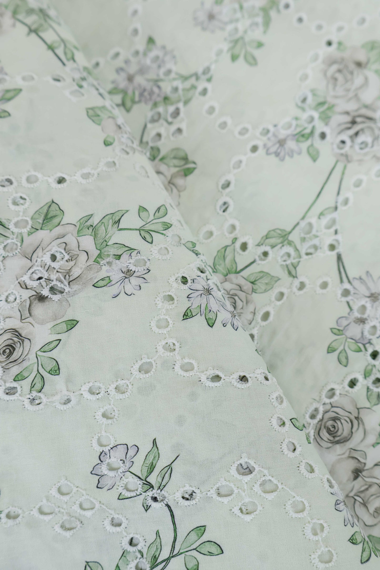 2Piece – Printed Embroidered Lawn EL2PSR132