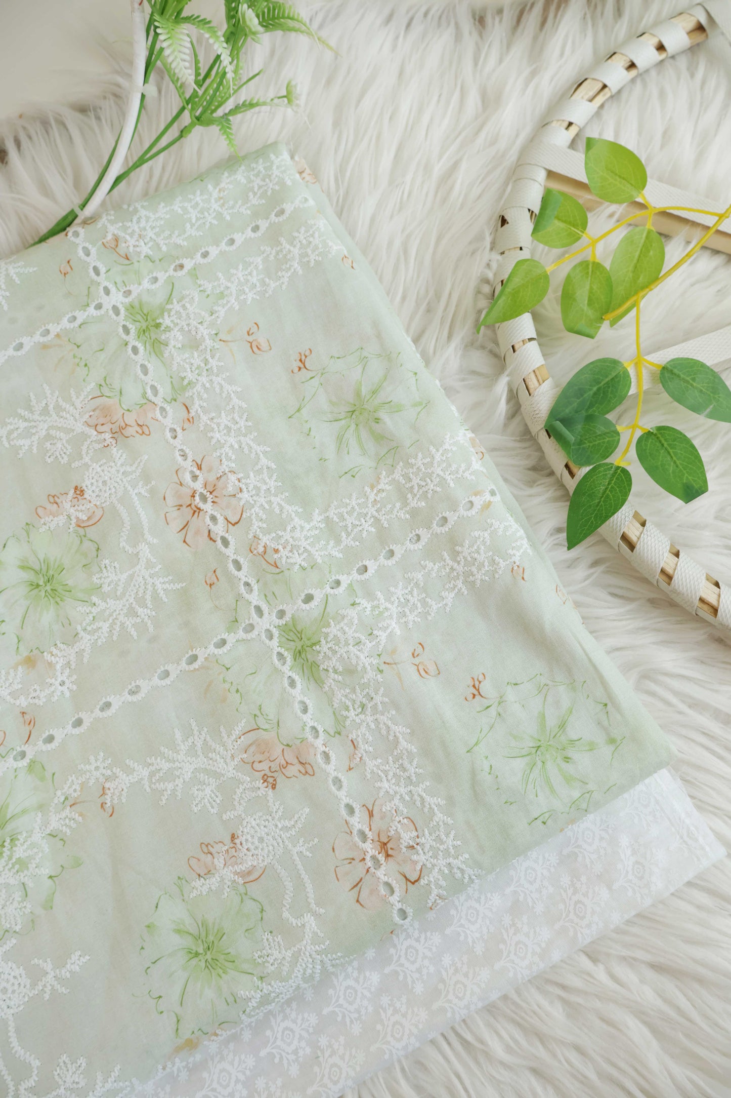 2Piece – Printed Embroidered Lawn RB47