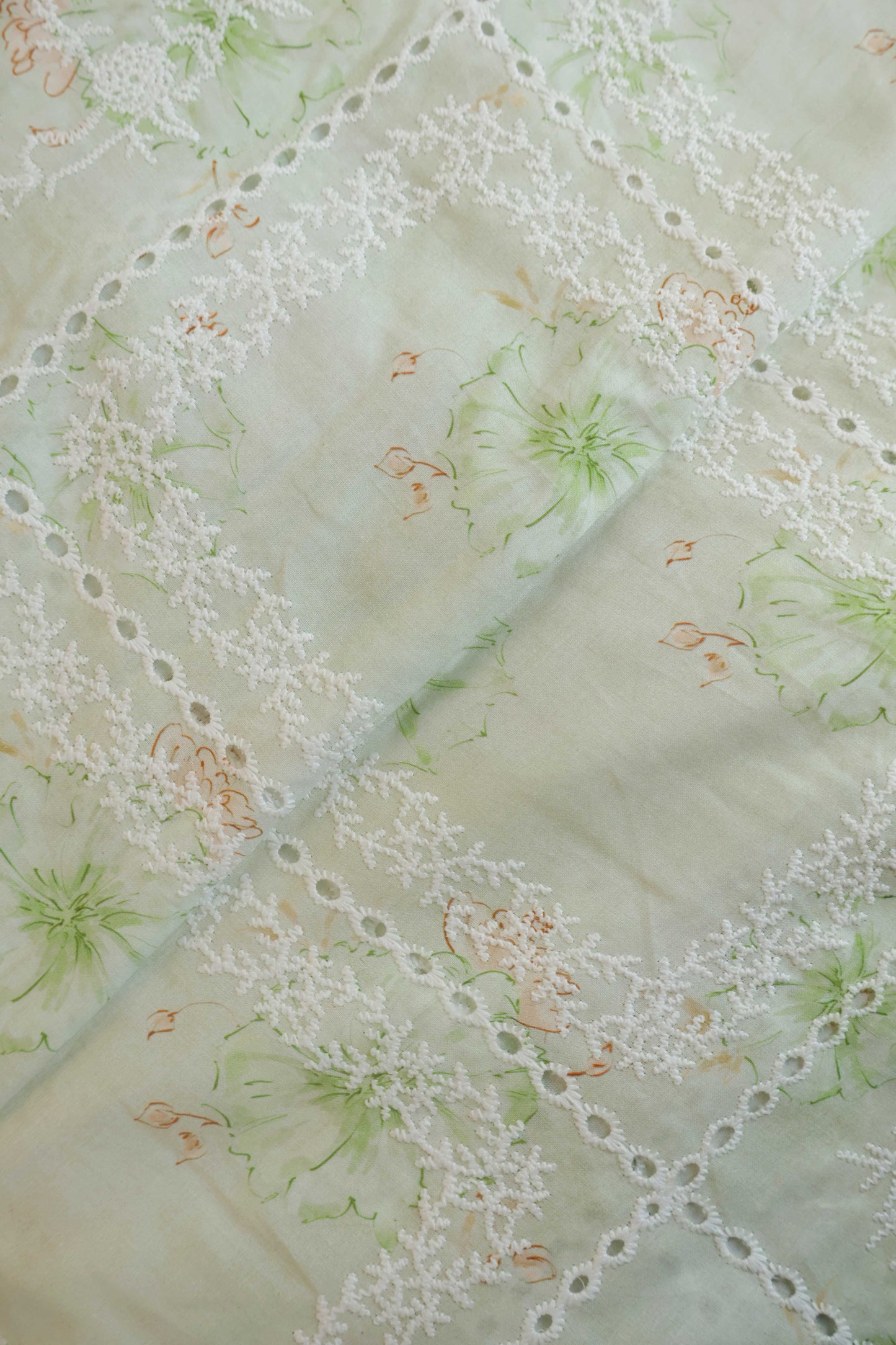 2Piece – Printed Embroidered Lawn RB47