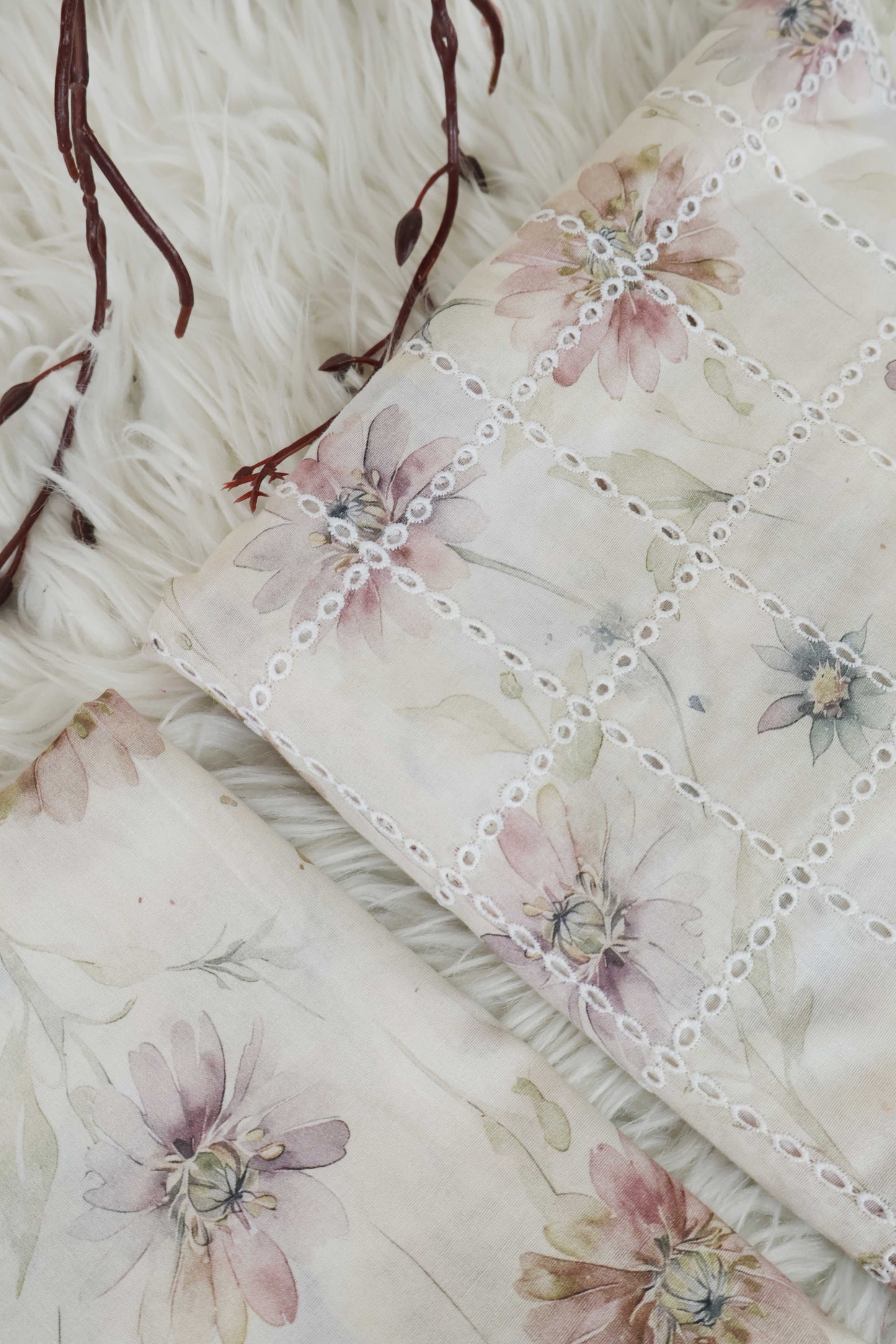 2Piece – Printed Embroidered Lawn EL2PSR33