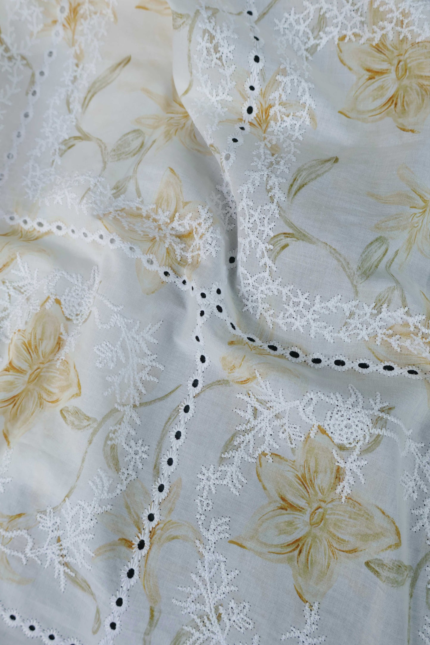 2Piece – Printed Embroidered Lawn RB74