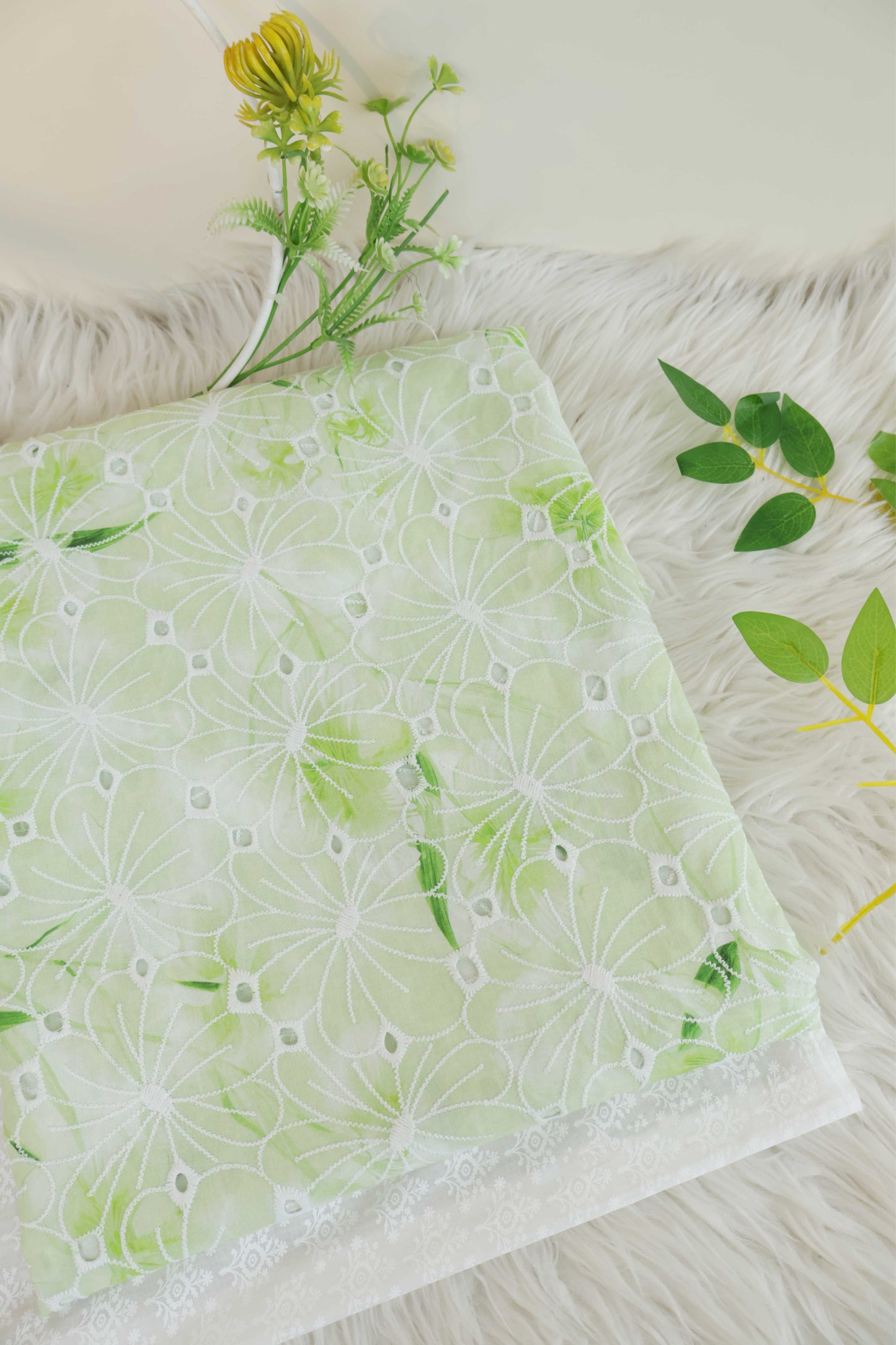 2Piece – Printed Embroidered Lawn RB50