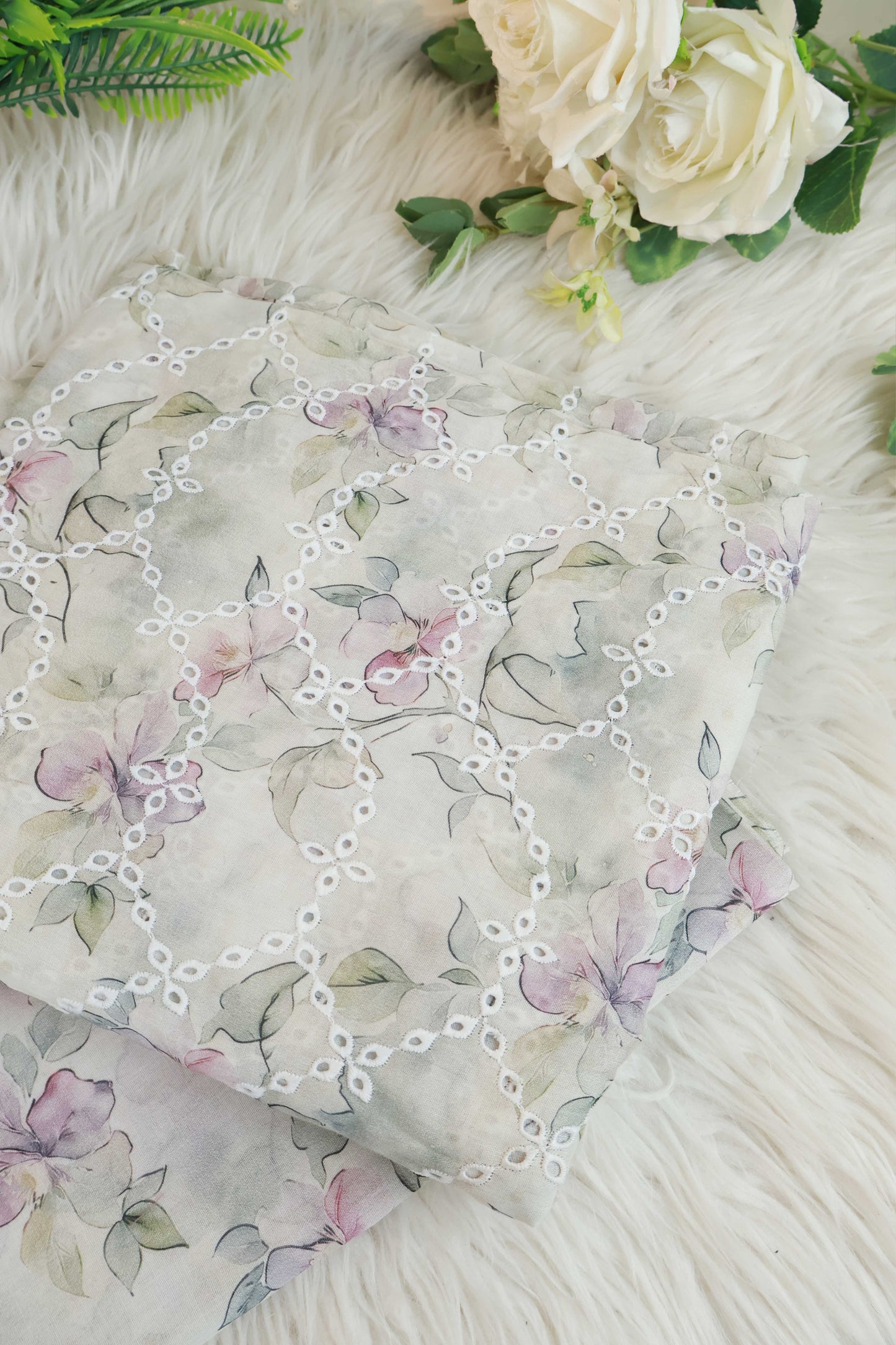 2Piece – Printed Embroidered Lawn EL2PSR81