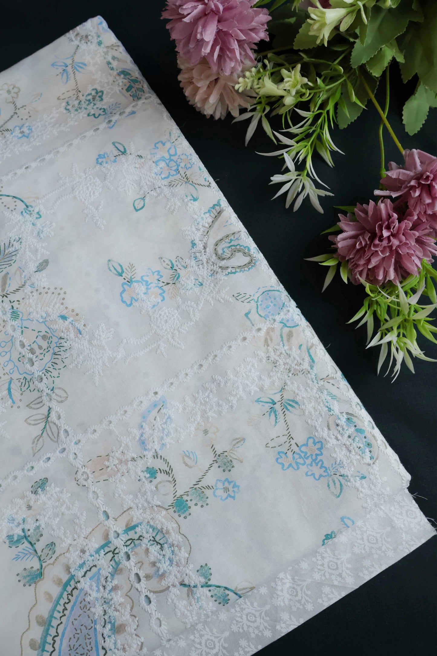 2Piece – Printed Embroidered Lawn RB94