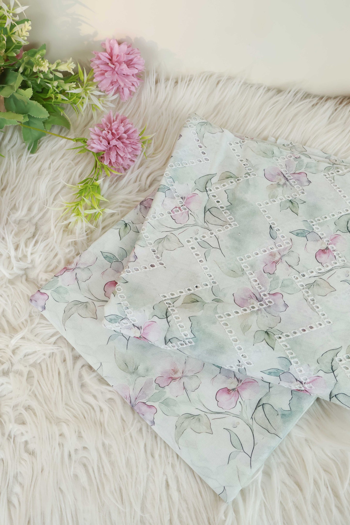2Piece – Printed Embroidered Lawn EL2PSR92