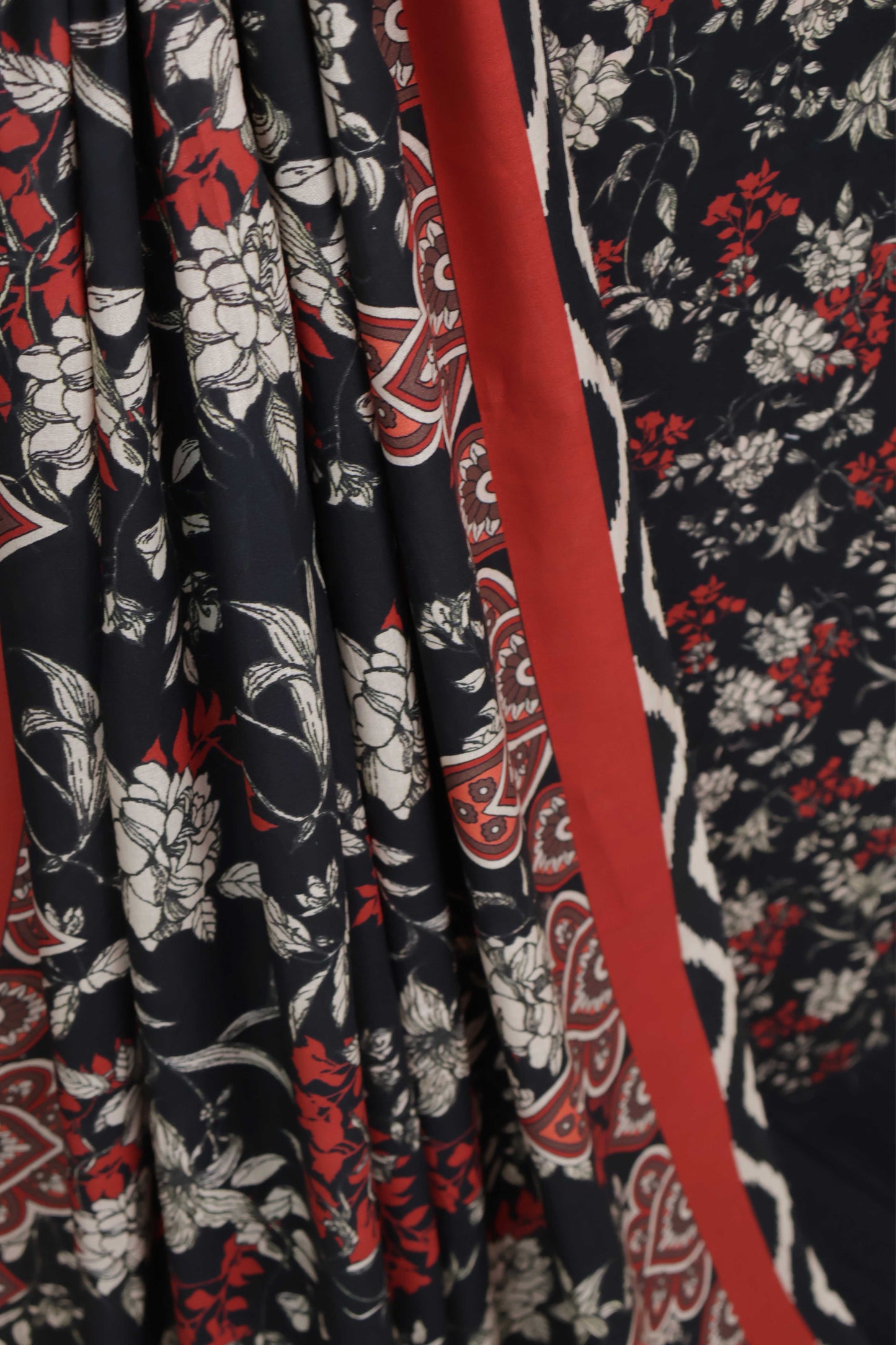 3PC-Lawn Printed Suit 3PSL06