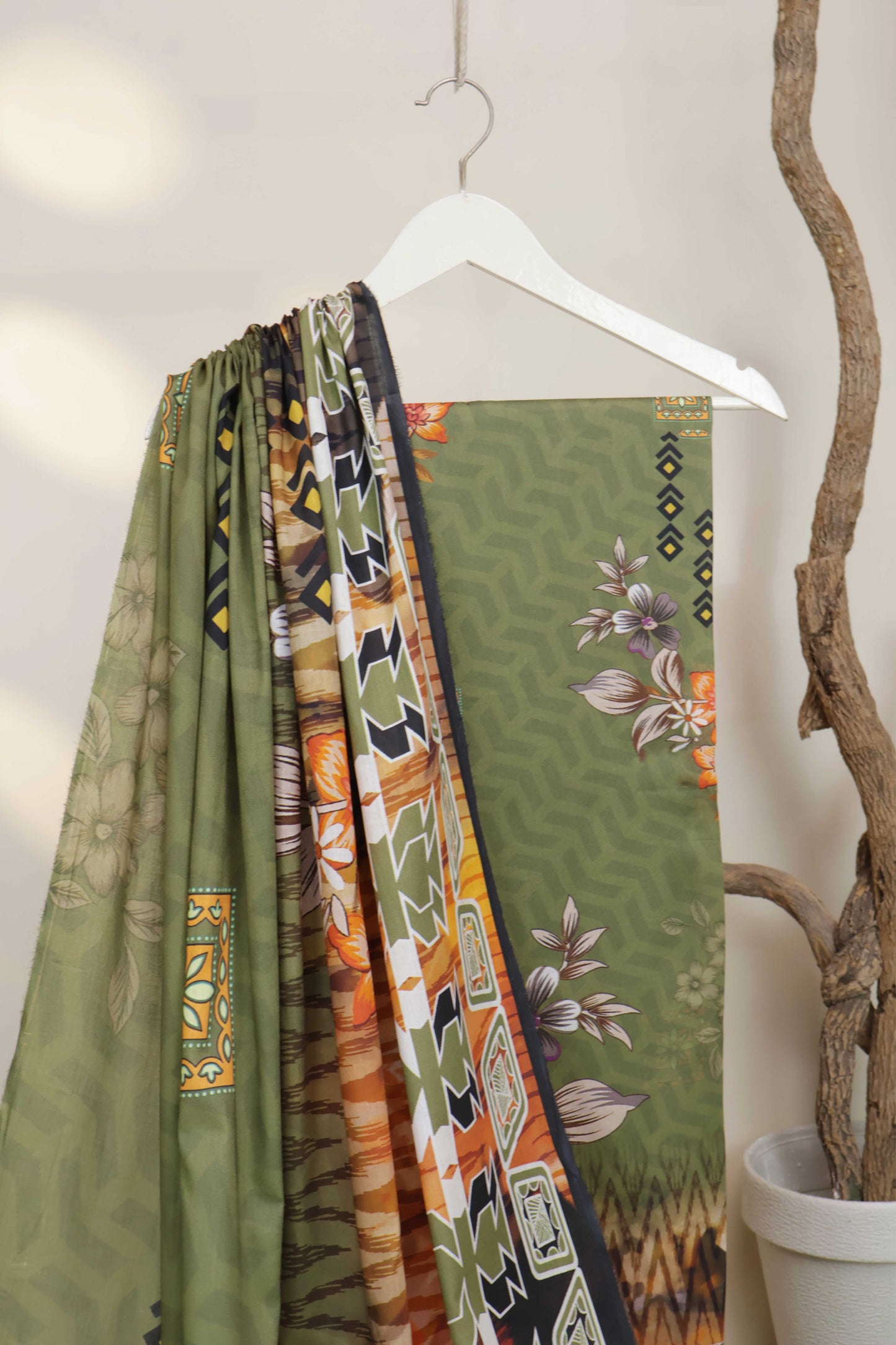 3PC-Lawn Printed Suit 3PSL04