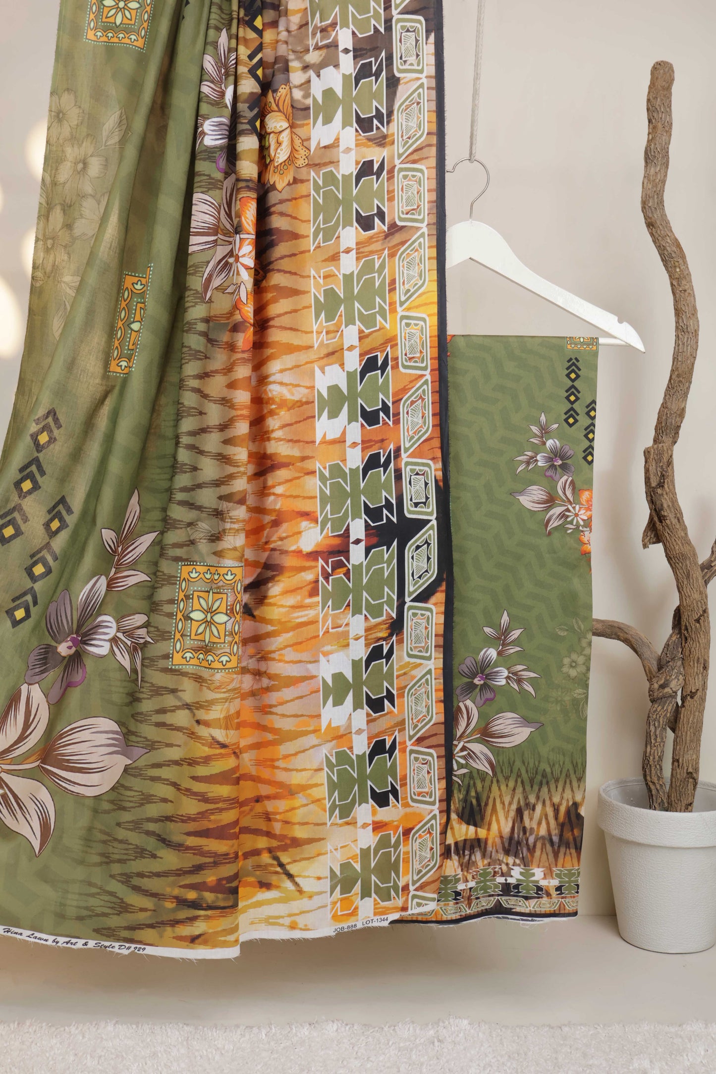 3PC-Lawn Printed Suit 3PSL04