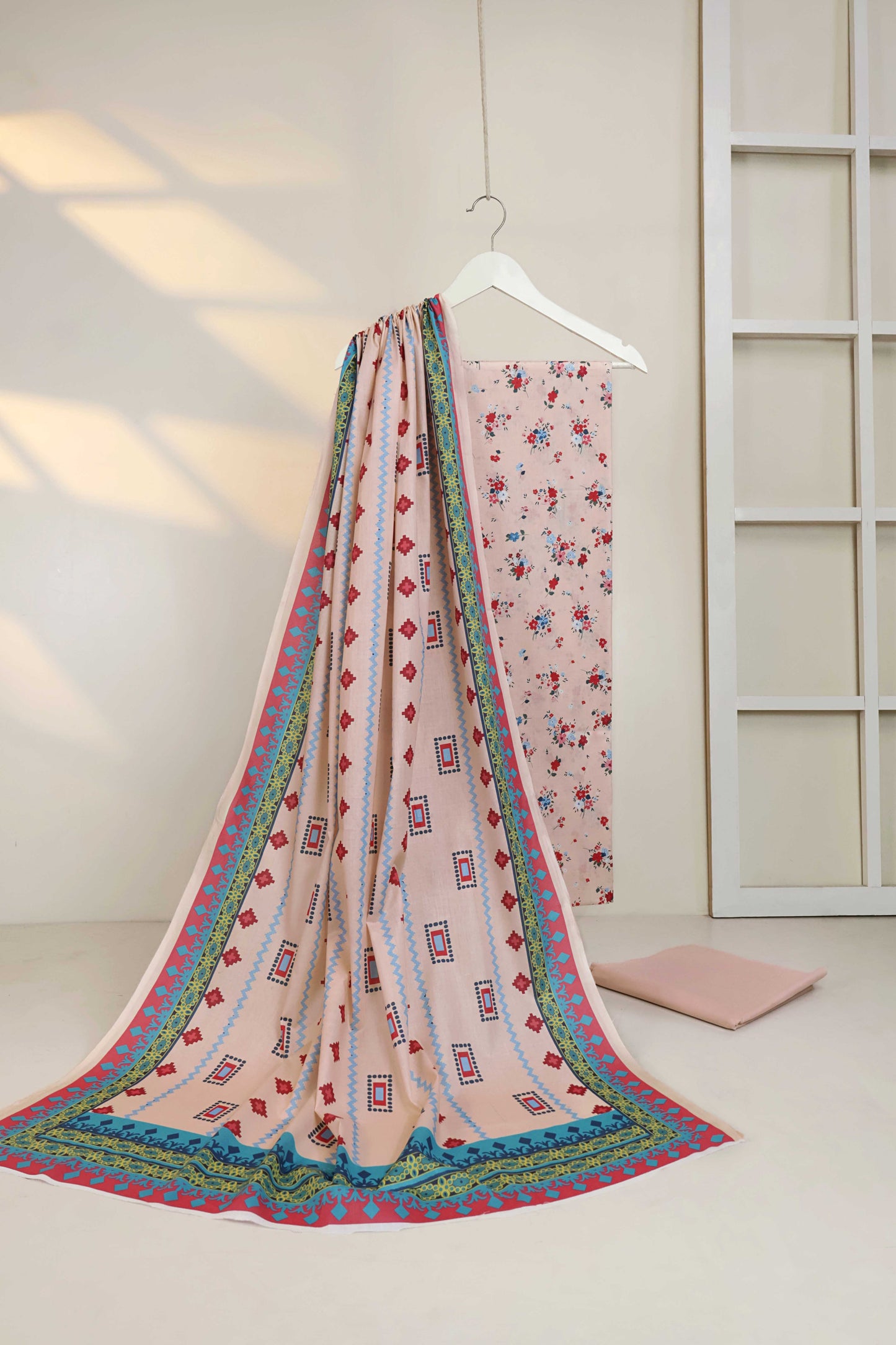 3PC-Lawn Printed Suit 3PSL34