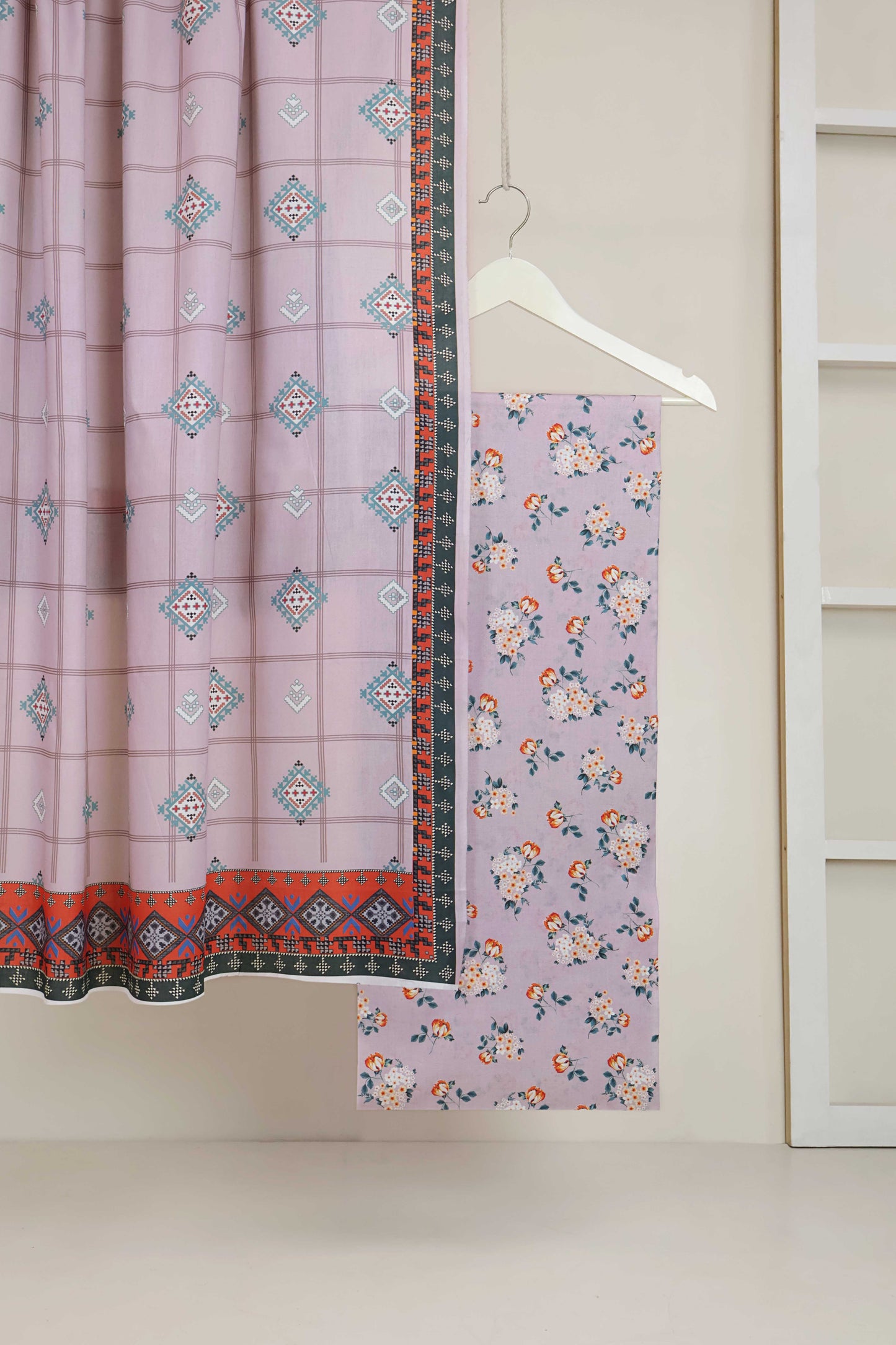 3PC-Lawn Printed Suit 3PSL32