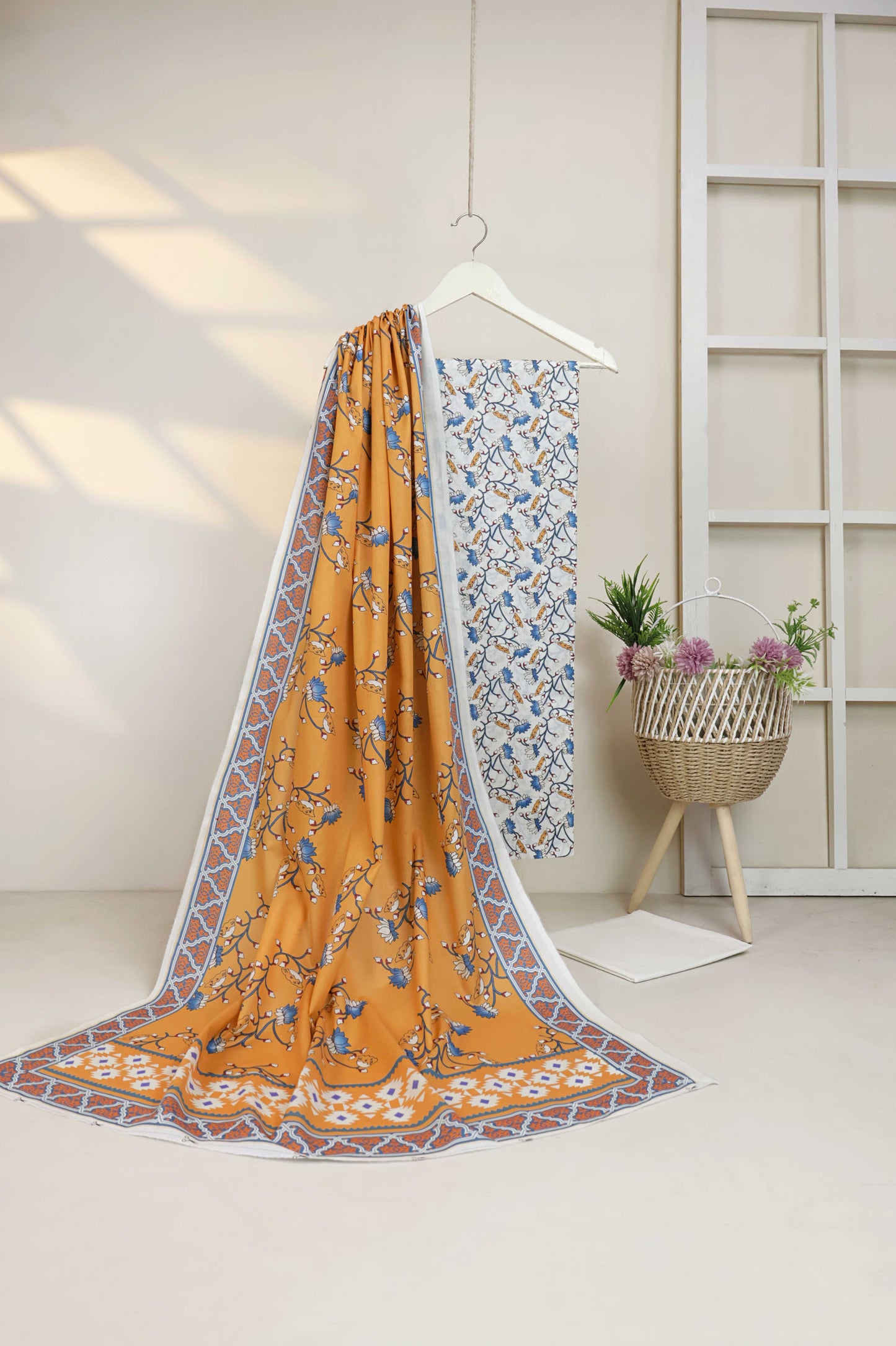 3PC-Lawn Printed Suit 3PSL37