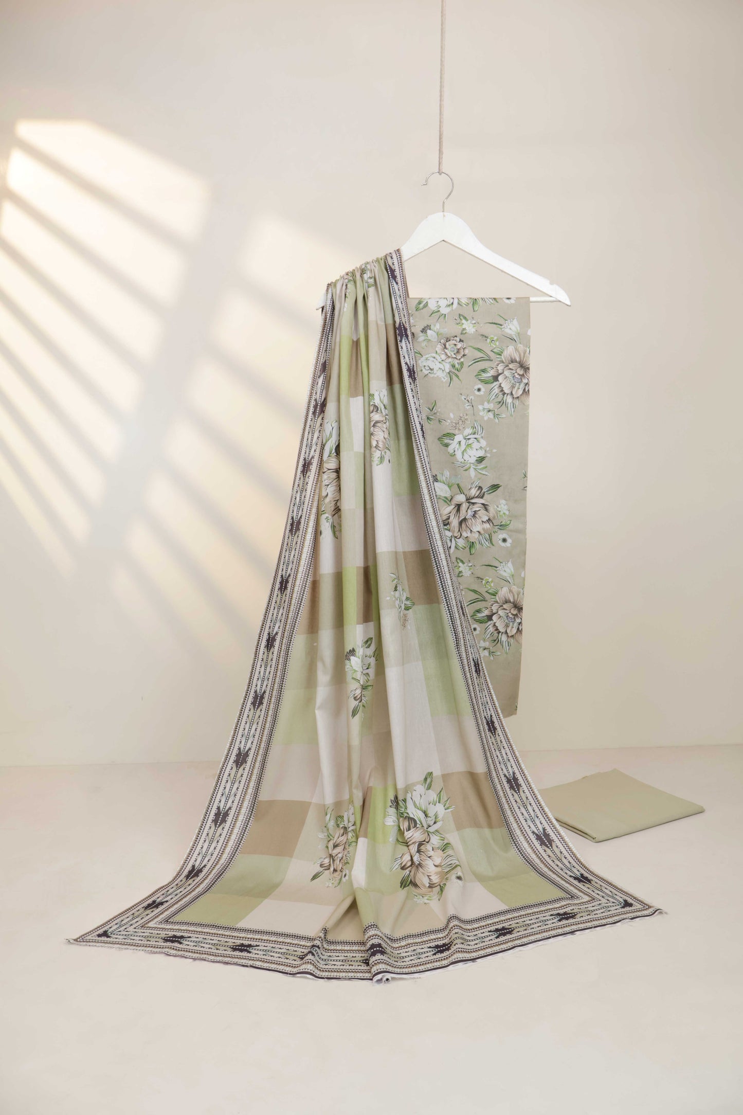 10 Lawn suit Bundle LRP03