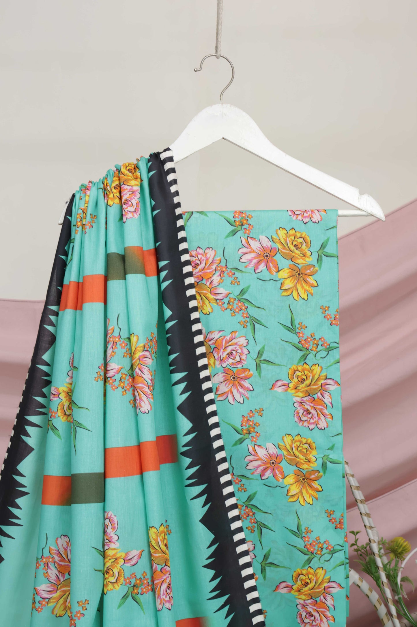 3PC-Lawn Printed Suit 3PSL24