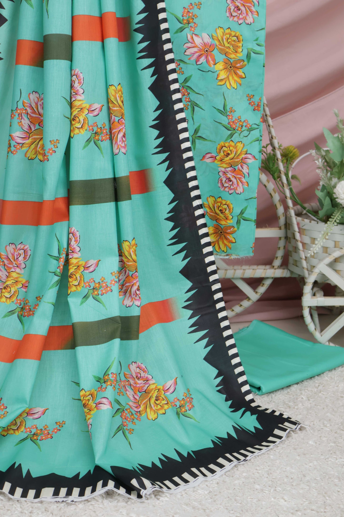 3PC-Lawn Printed Suit 3PSL24
