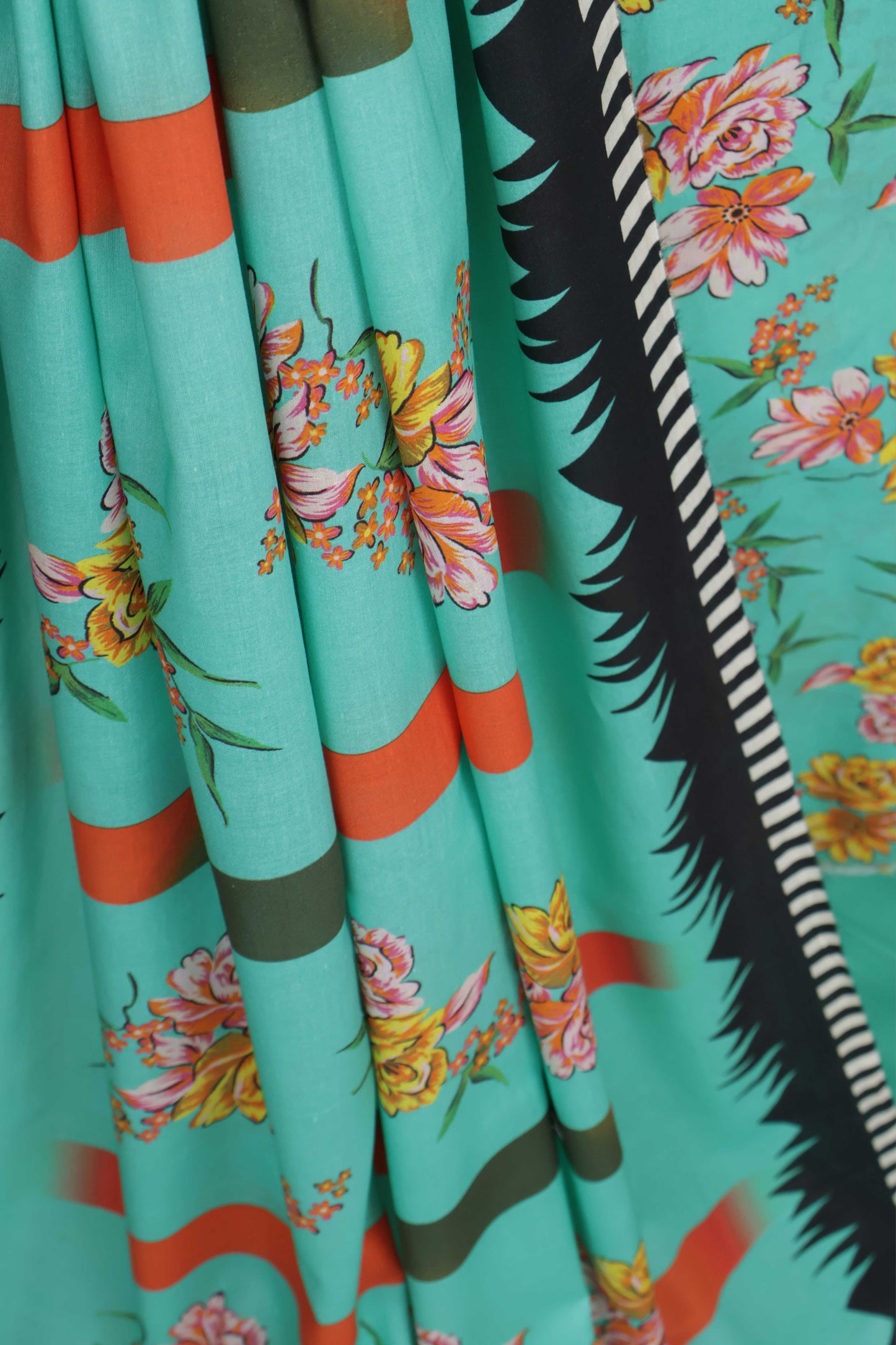3PC-Lawn Printed Suit 3PSL24