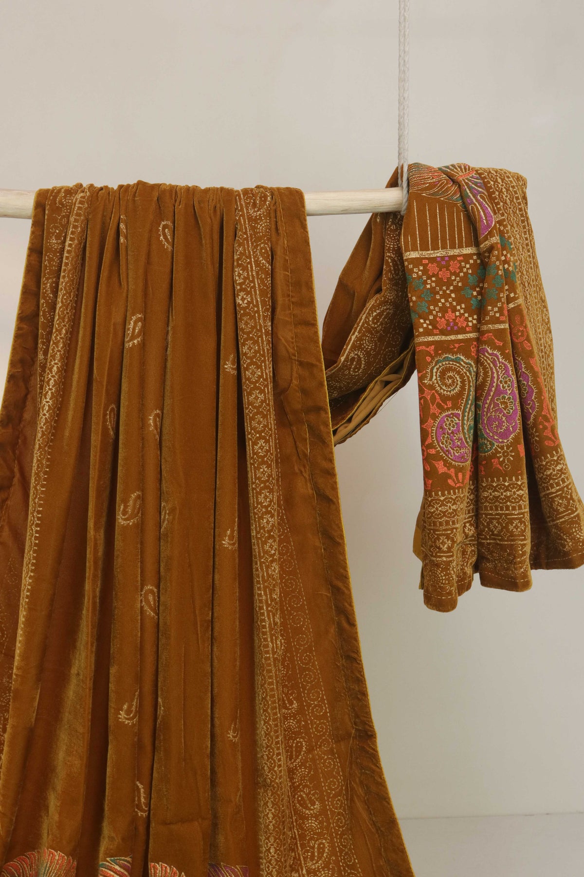 Velvet Screen-Printed Shawl  3576F