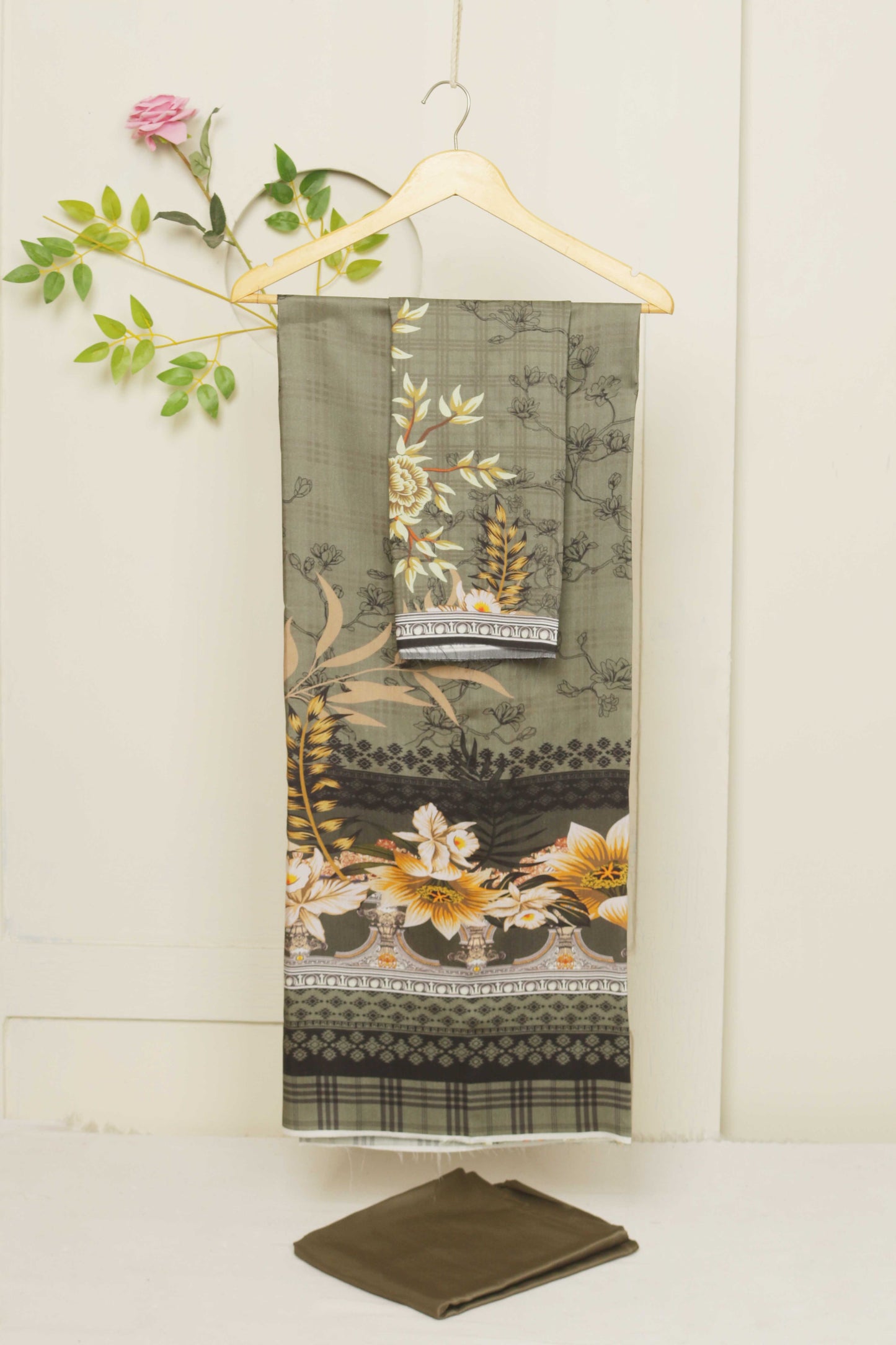 3Piece -Viscous Printed Suit VC12