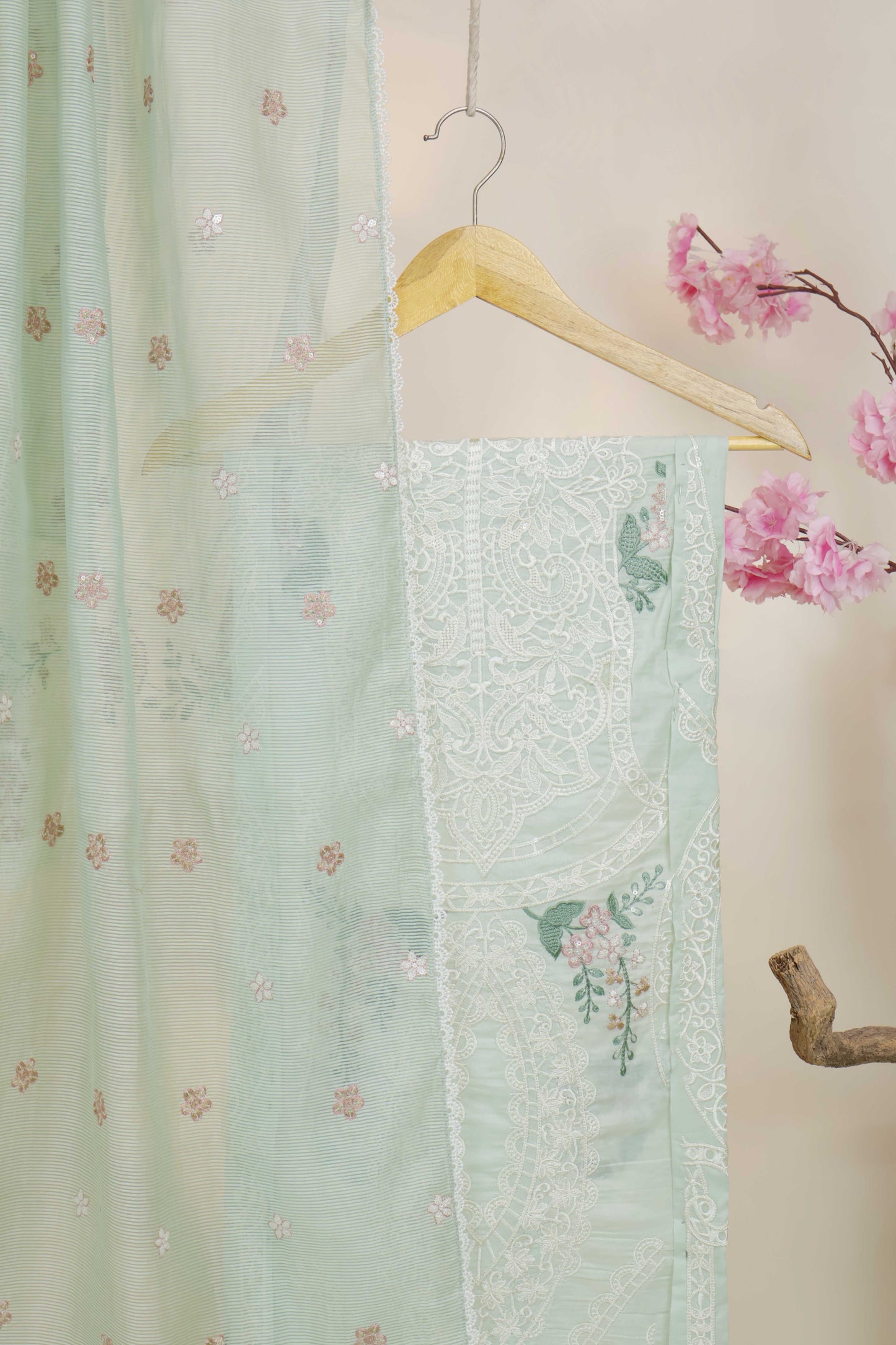 Luxury Lawn Embroidered Suit NV1WR01