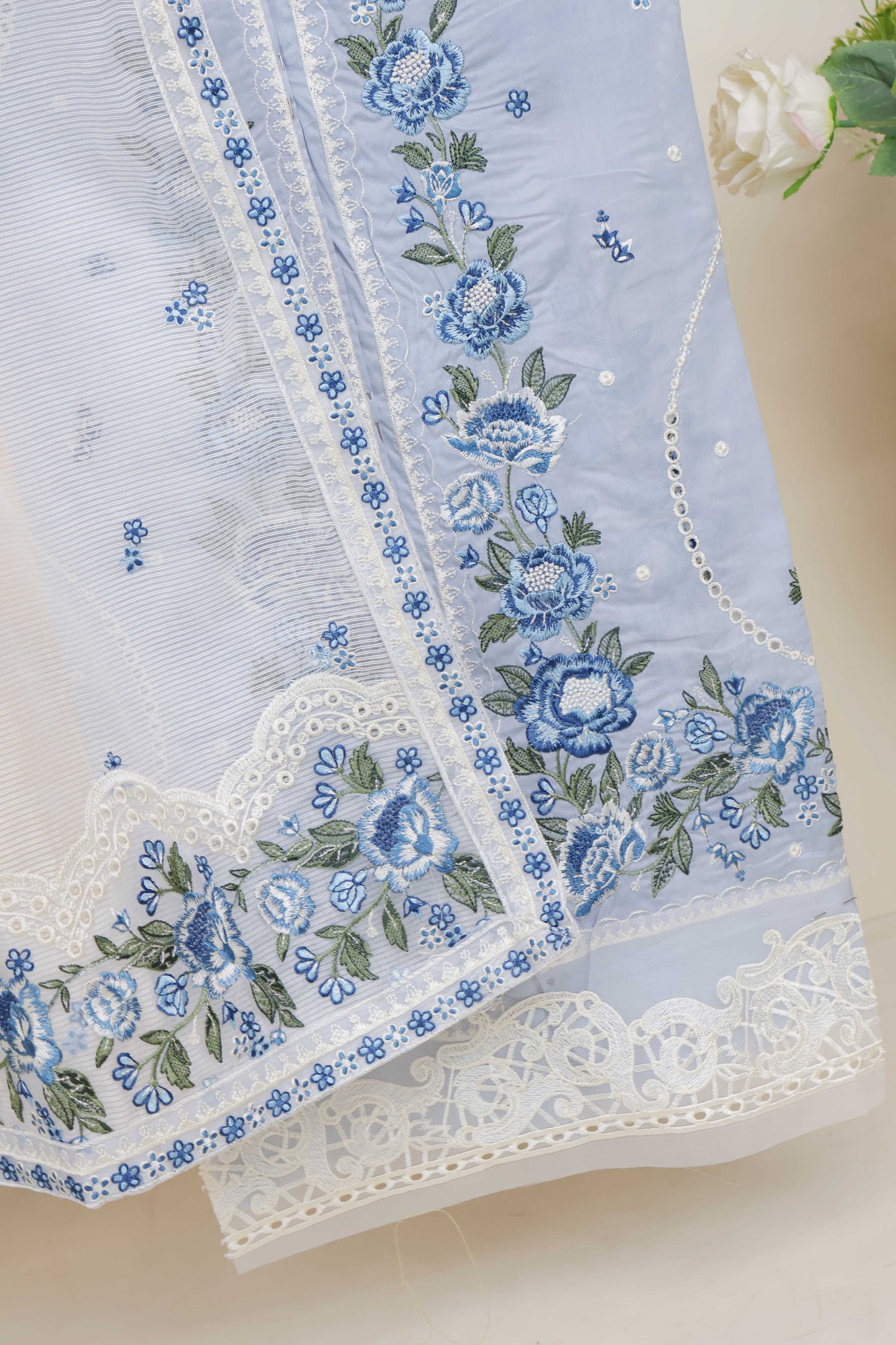 Luxury Lawn Embroidered Suit NV1WR03