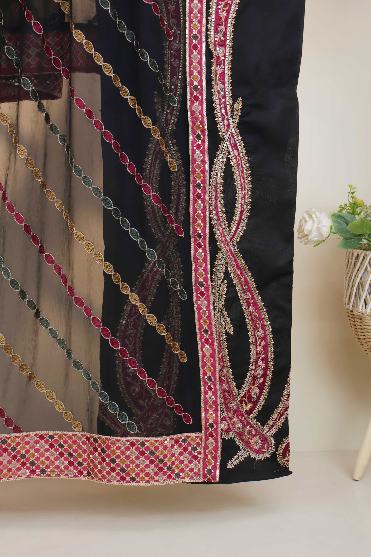 Luxury Lawn Embroidered Suit NV1WR08