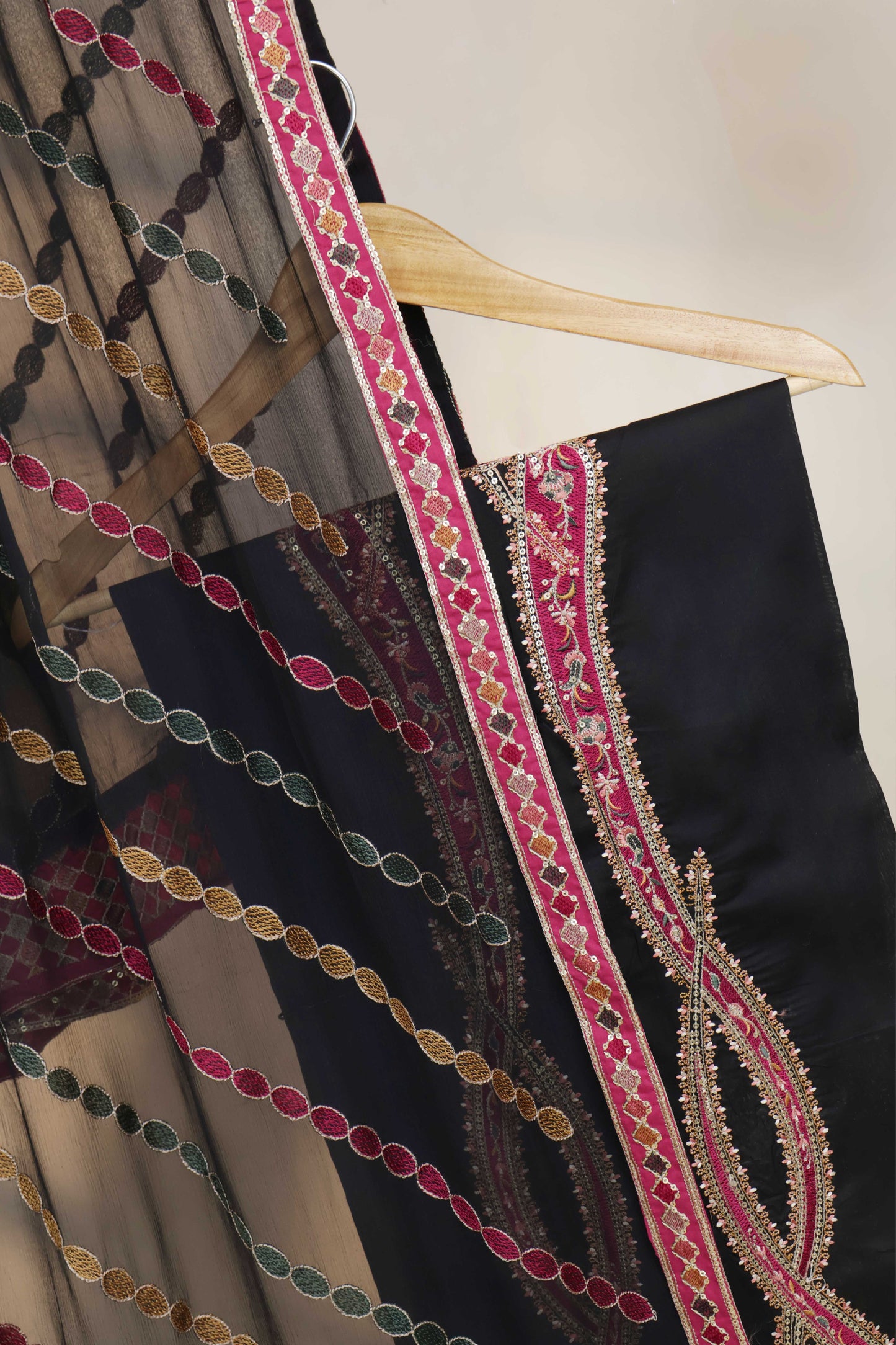 Luxury Lawn Embroidered Suit NV1WR08