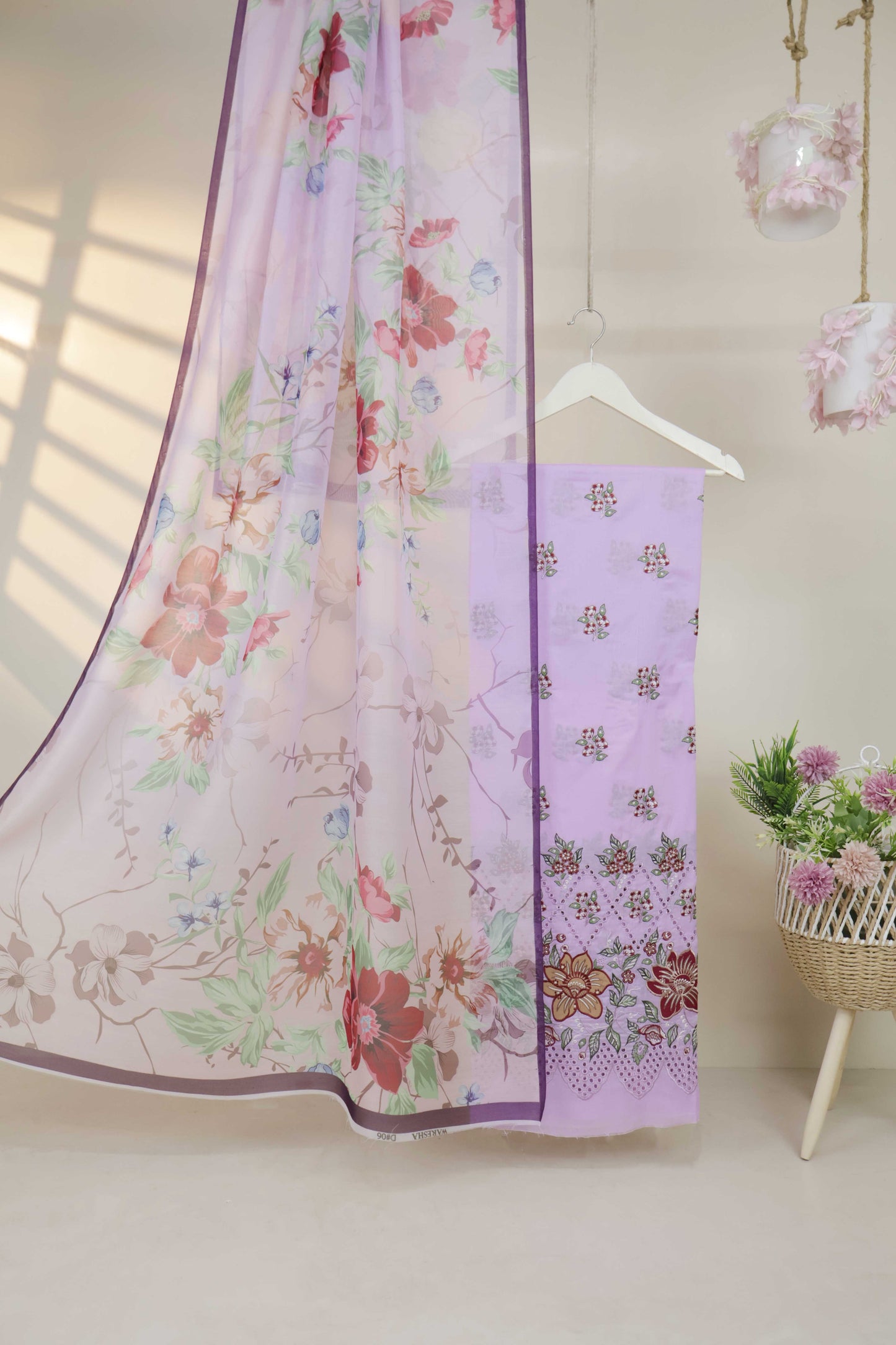 3Piece-Lawn Embroidered Suit V23WR09