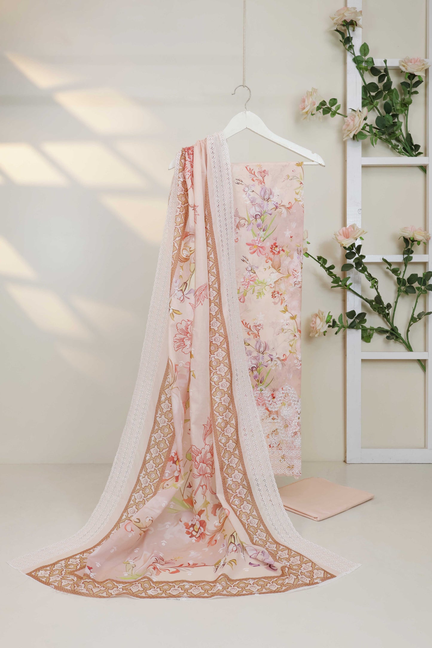 3Piece-Lawn Embroidered Suit V32WR01