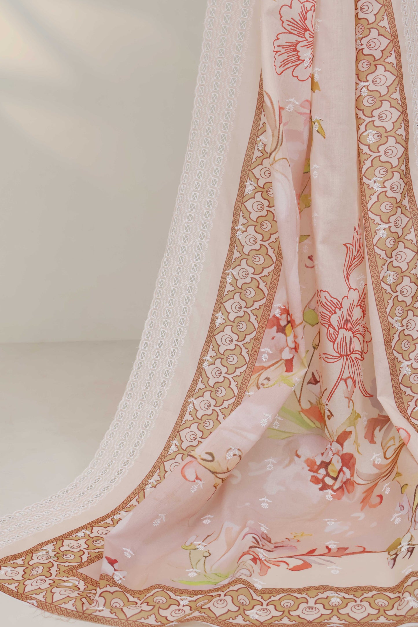 3Piece-Lawn Embroidered Suit V32WR01