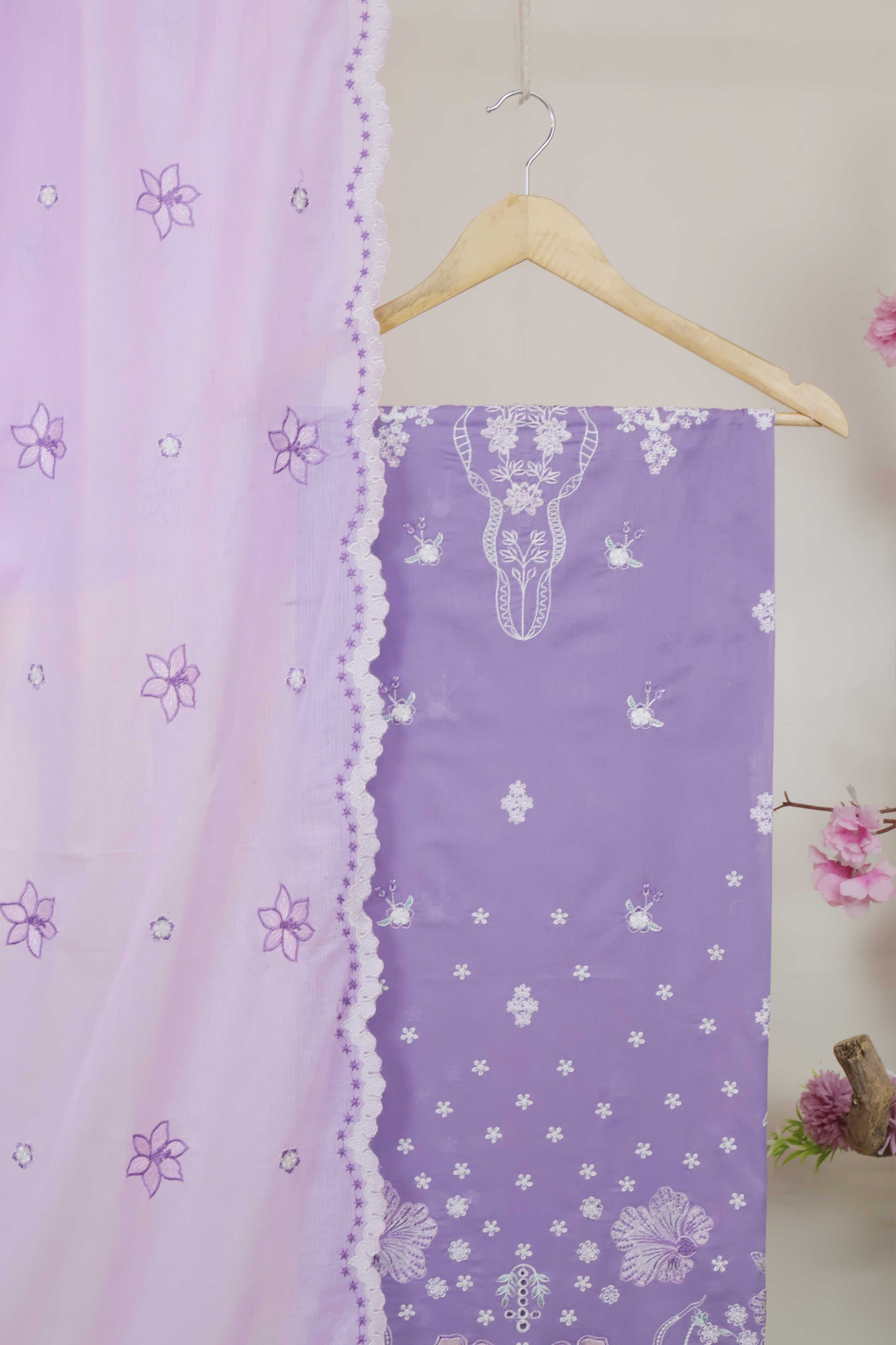 3Piece-Lawn Embroidered Suit V34WR03