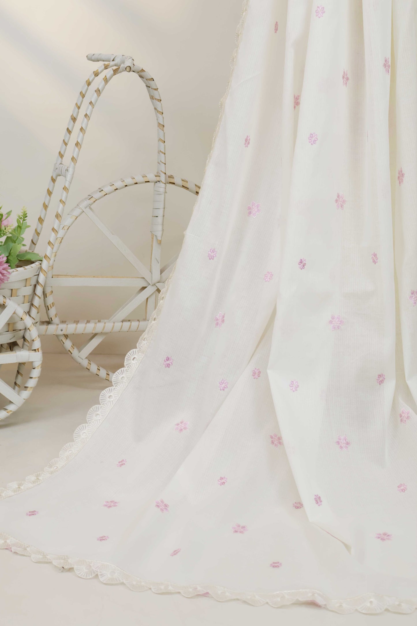 3Piece-Lawn Embroidered Suit V34WR01