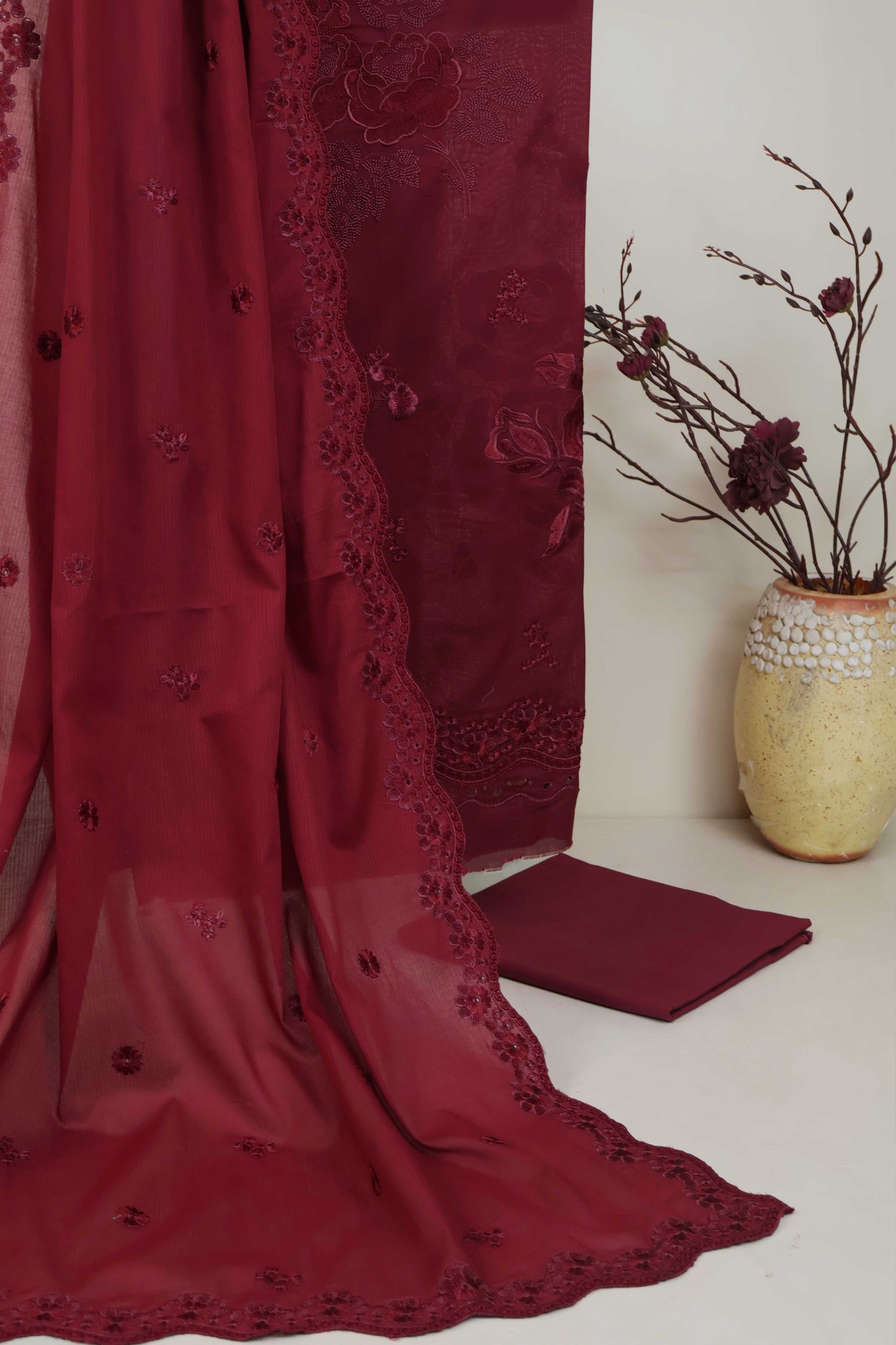 3Piece-Lawn Embroidered Suit V34WR02