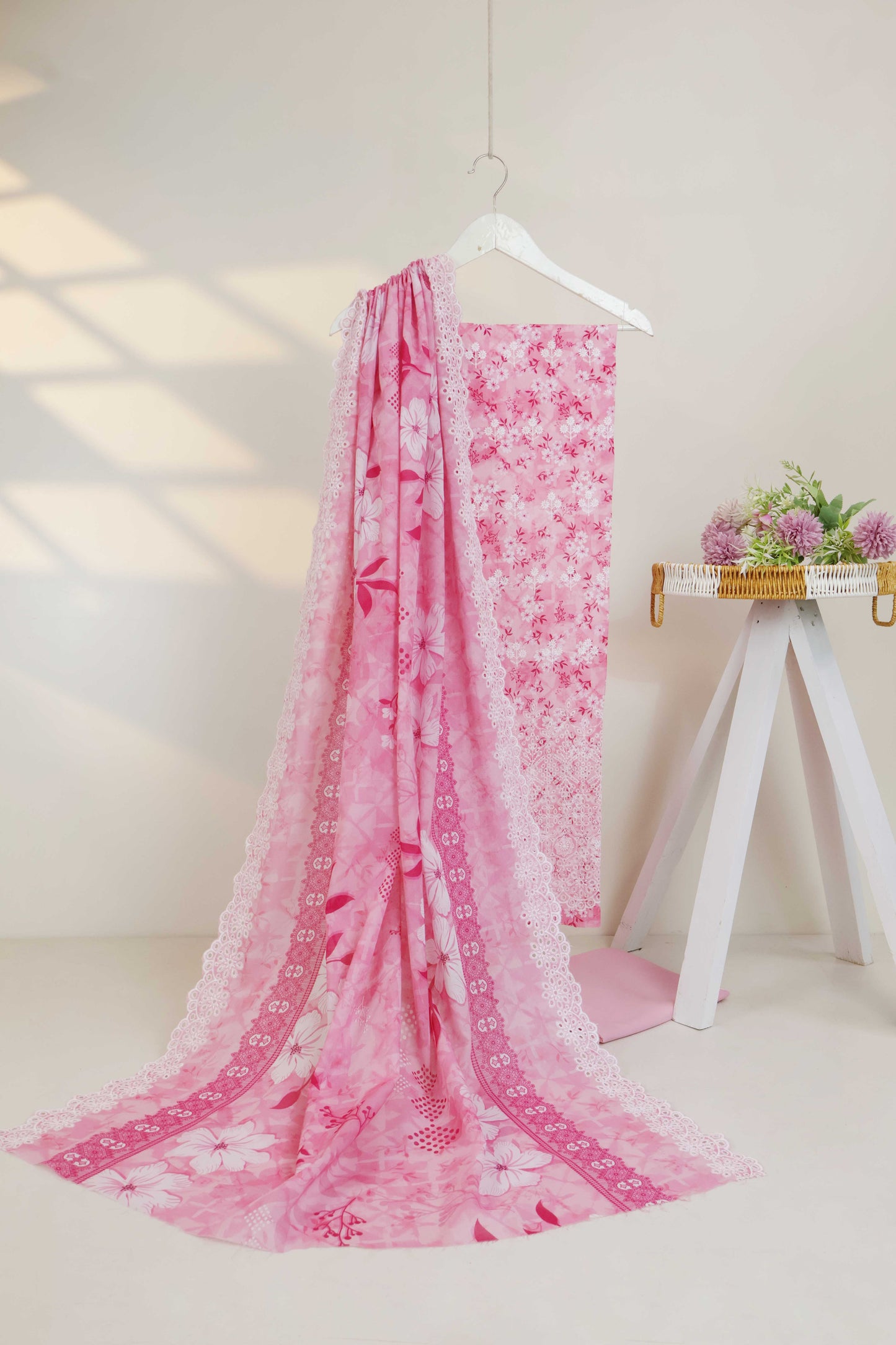 3Piece-Lawn Embroidered Suit v45wr06