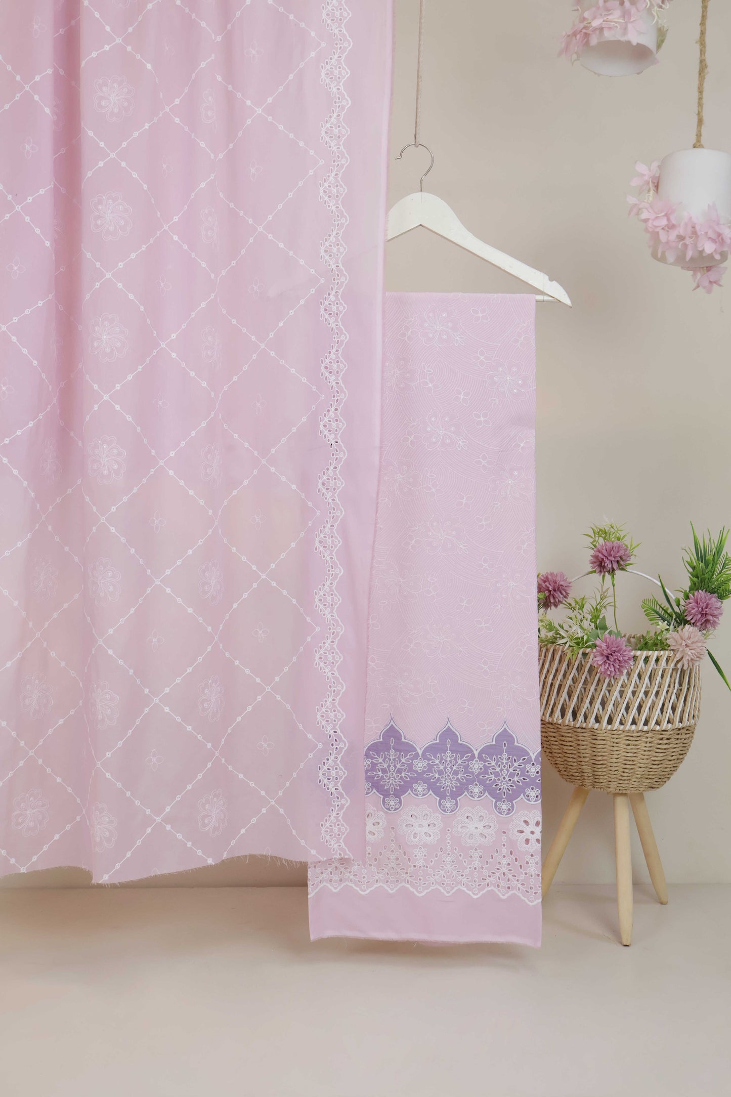 3Piece-Lawn Embroidered Suit V46WR01