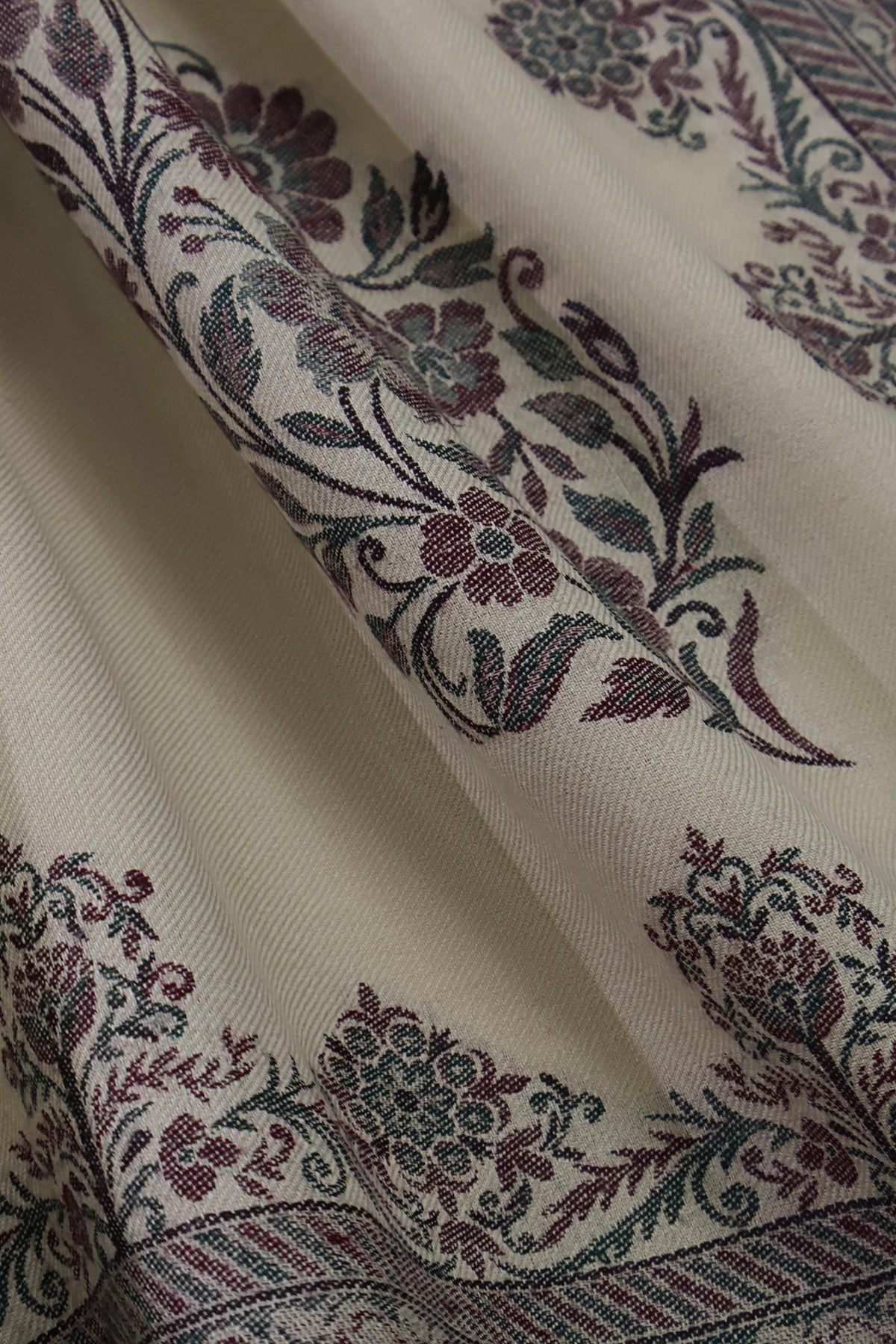 Kani Pashmina Shawl  KHA186