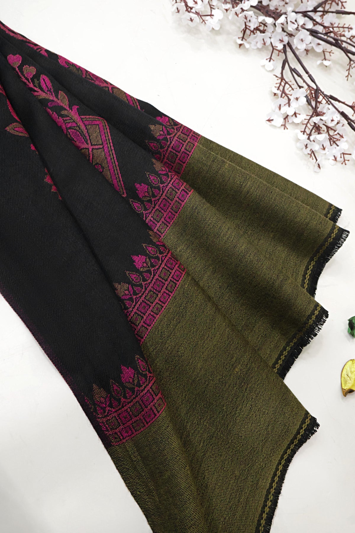 Kani Pashmina Shawl  KHA199