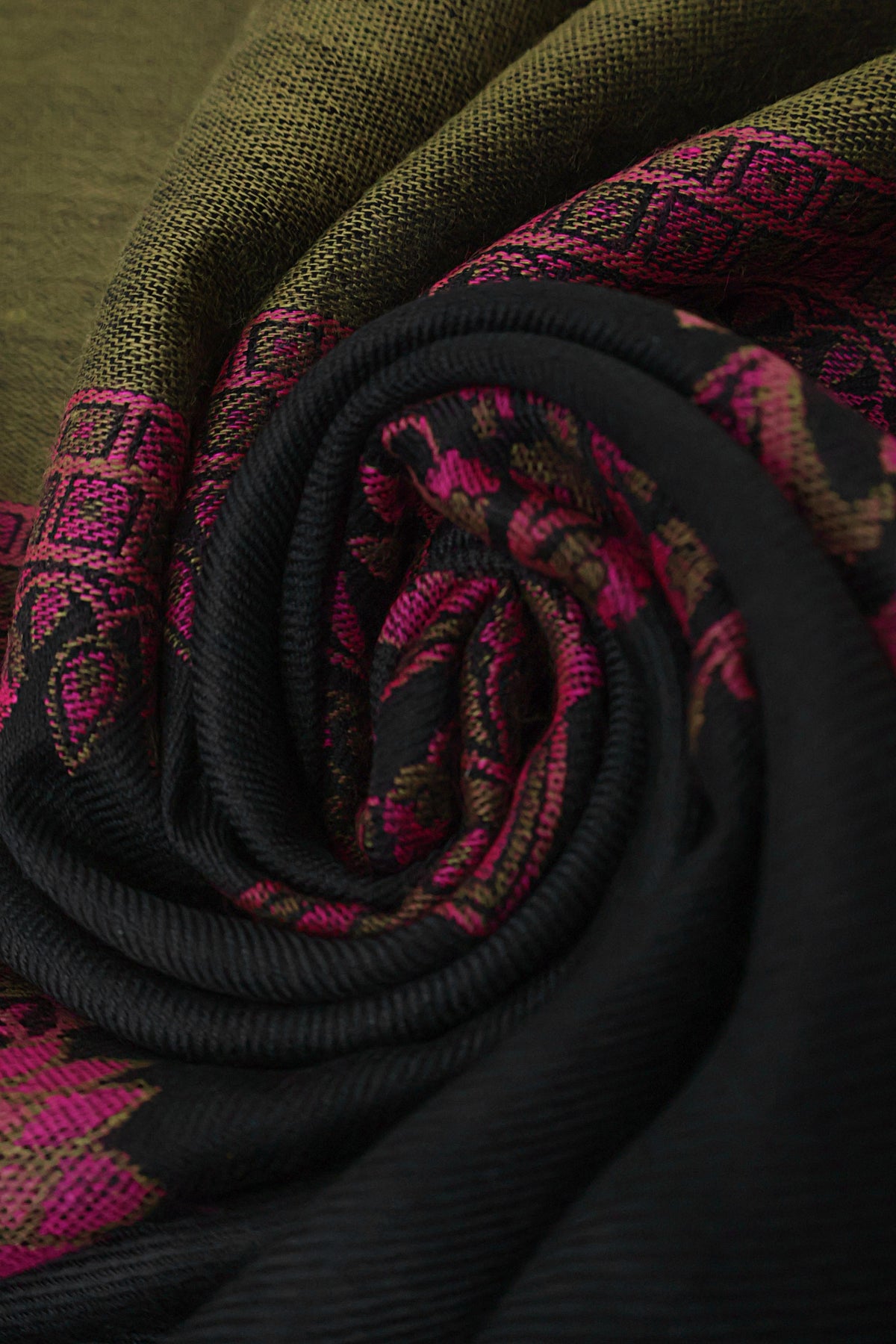 Kani Pashmina Shawl  KHA199