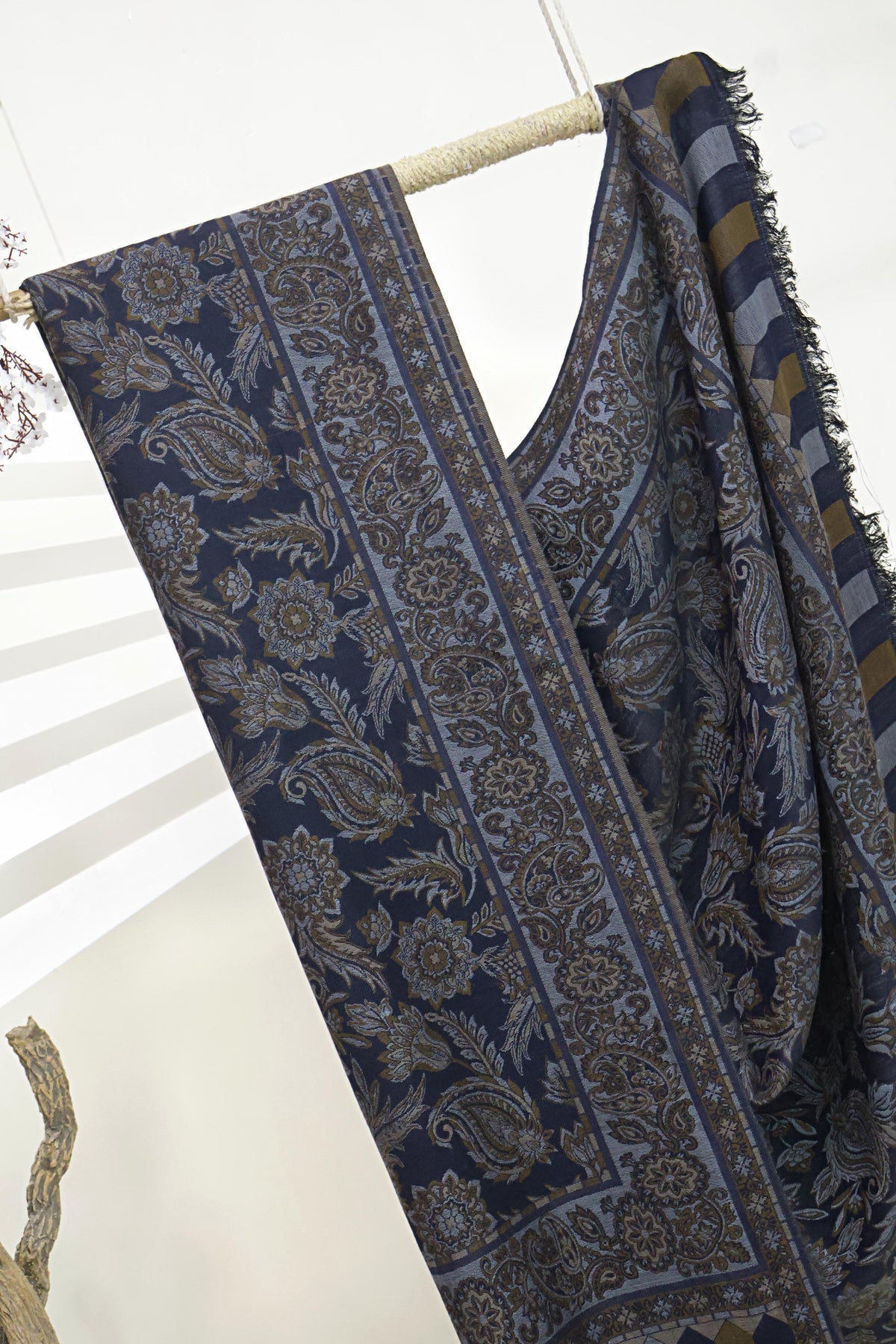 Kani Pashmina Shawl  KHA115