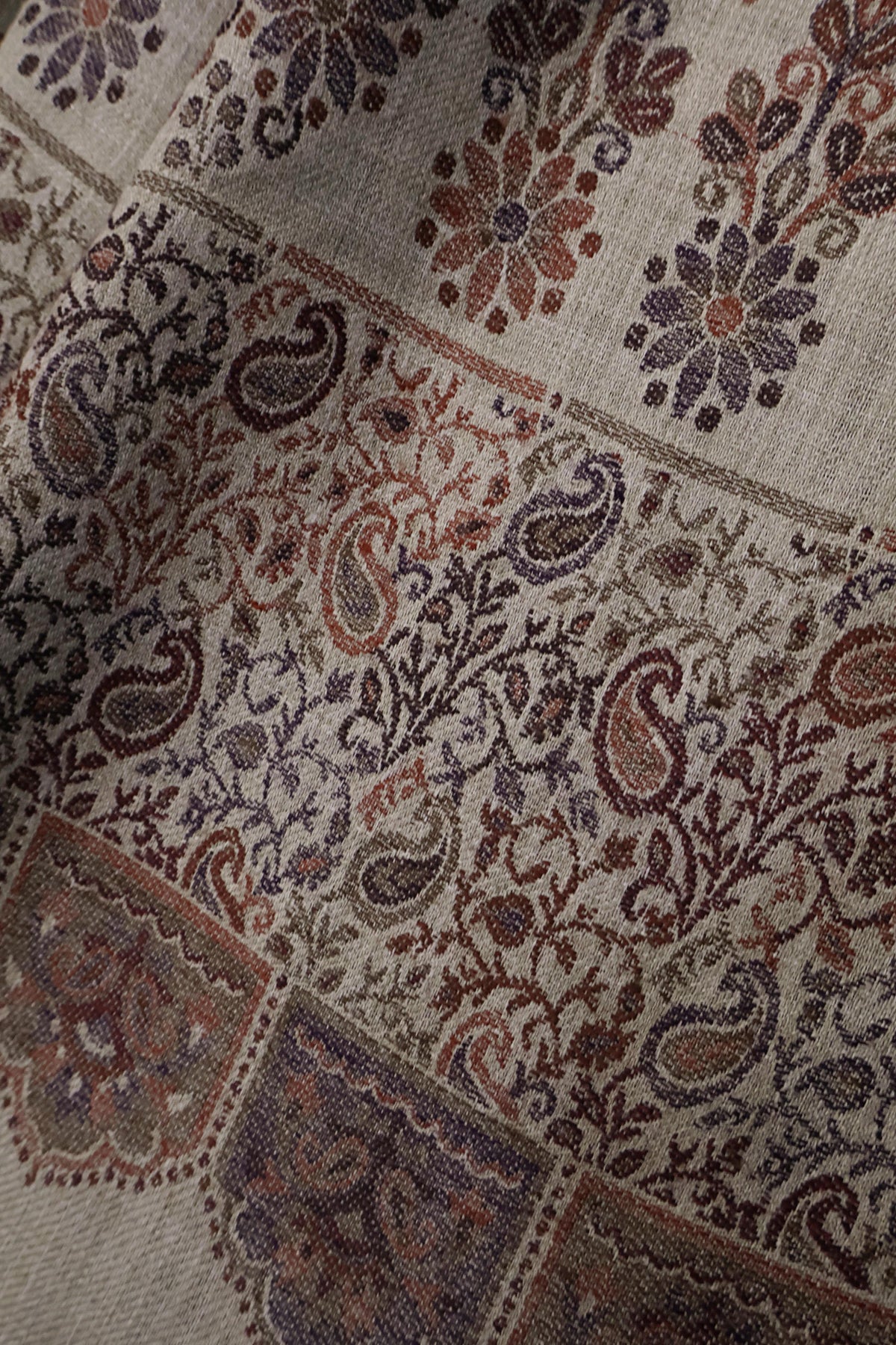 Kani Pashmina Shawl  KHA12