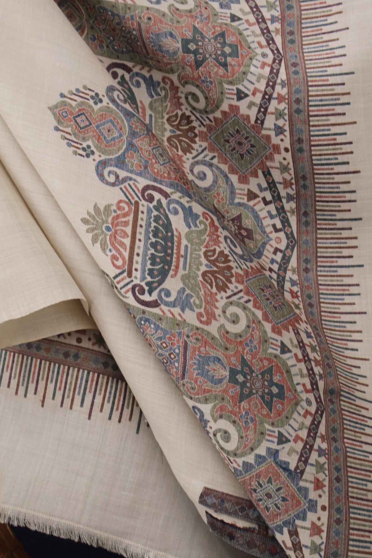 Kani Pashmina Shawl  KHA51