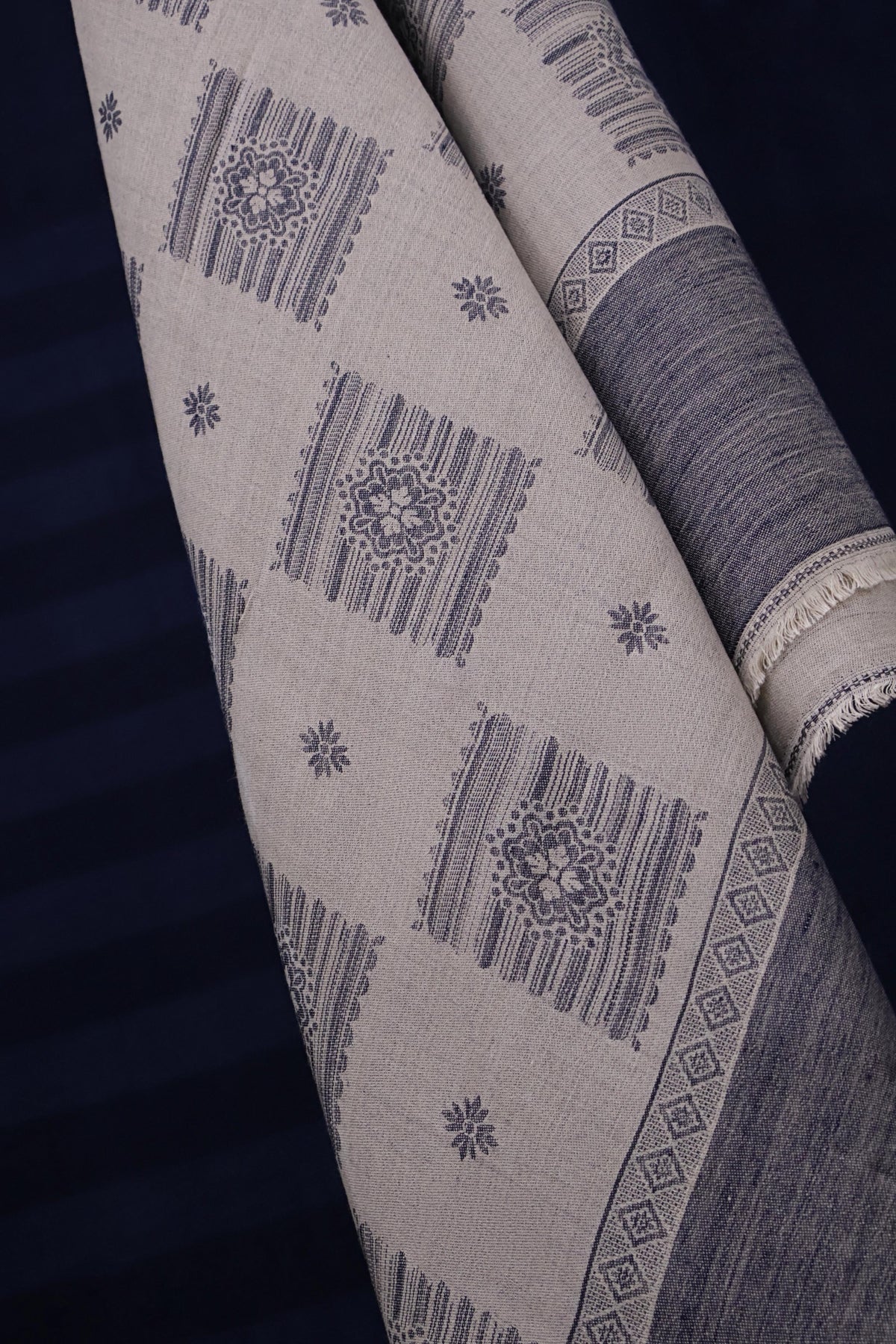 Kani Pashmina Shawl  KHA23
