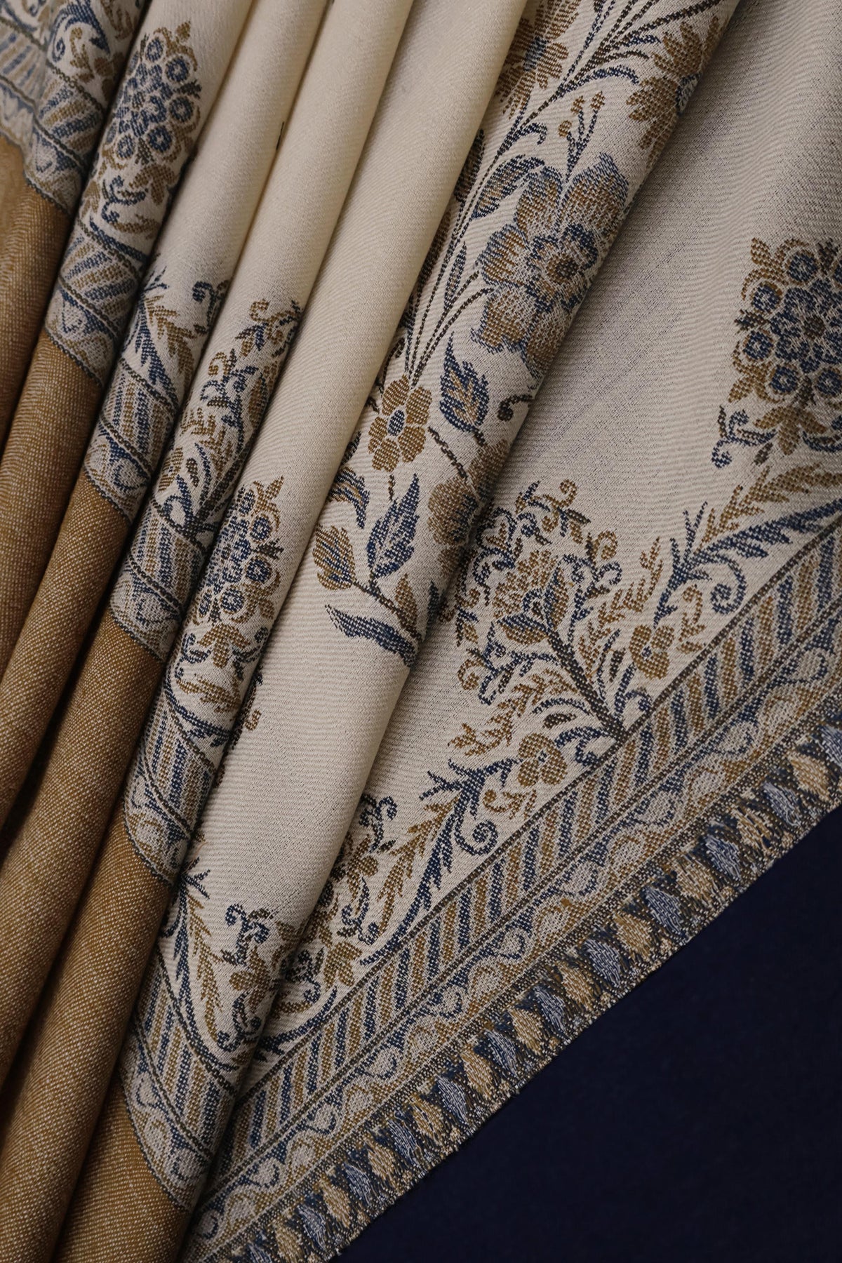 Kani Pashmina Shawl  KHA200