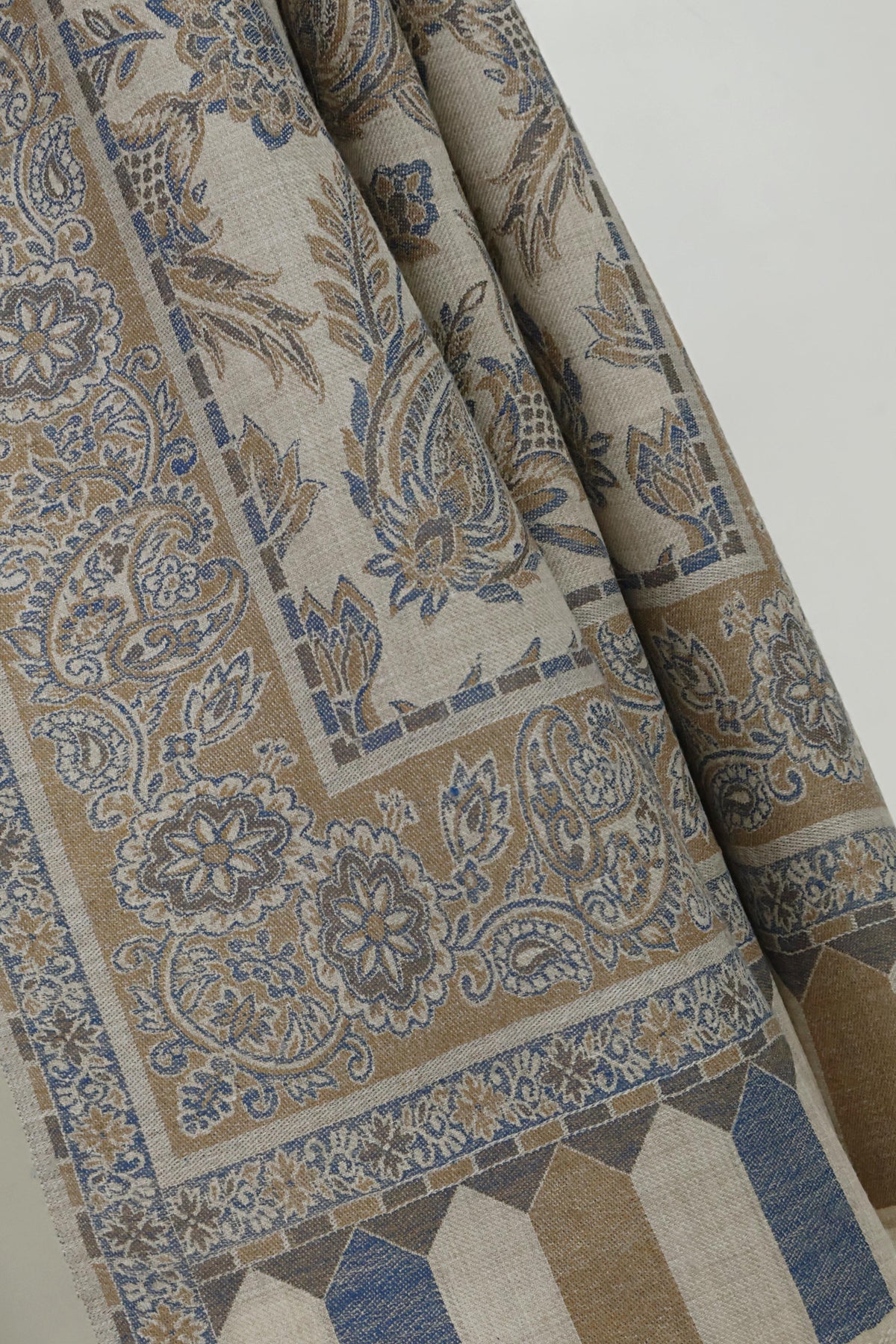 Kani Pashmina Shawl  KHA96