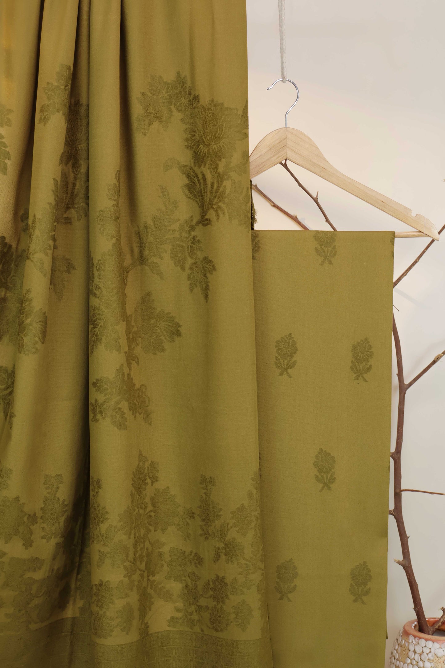 3Piece - Karandi Velvet Embose Suit VC193