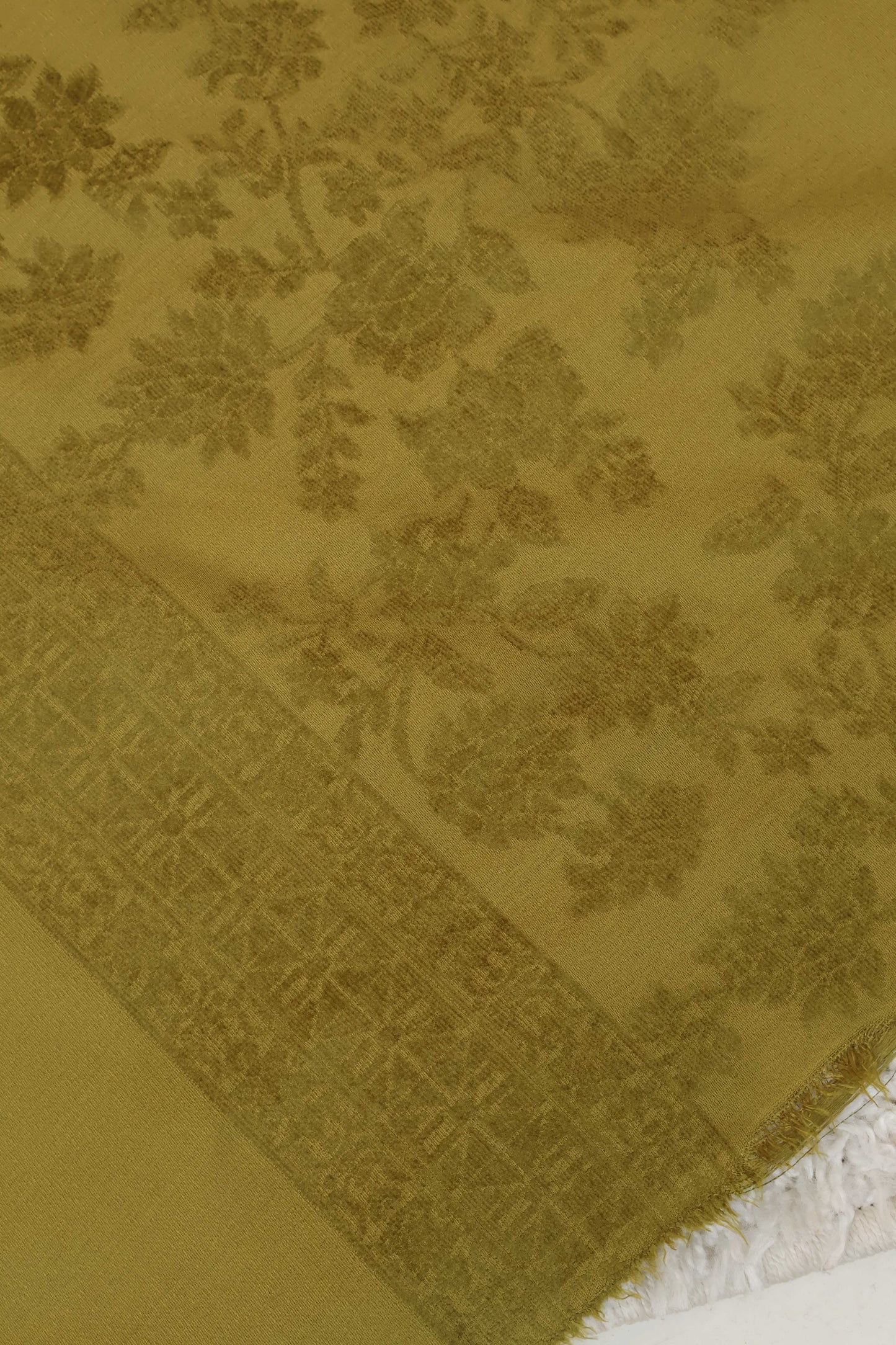 3Piece - Karandi Velvet Embose Suit VC193