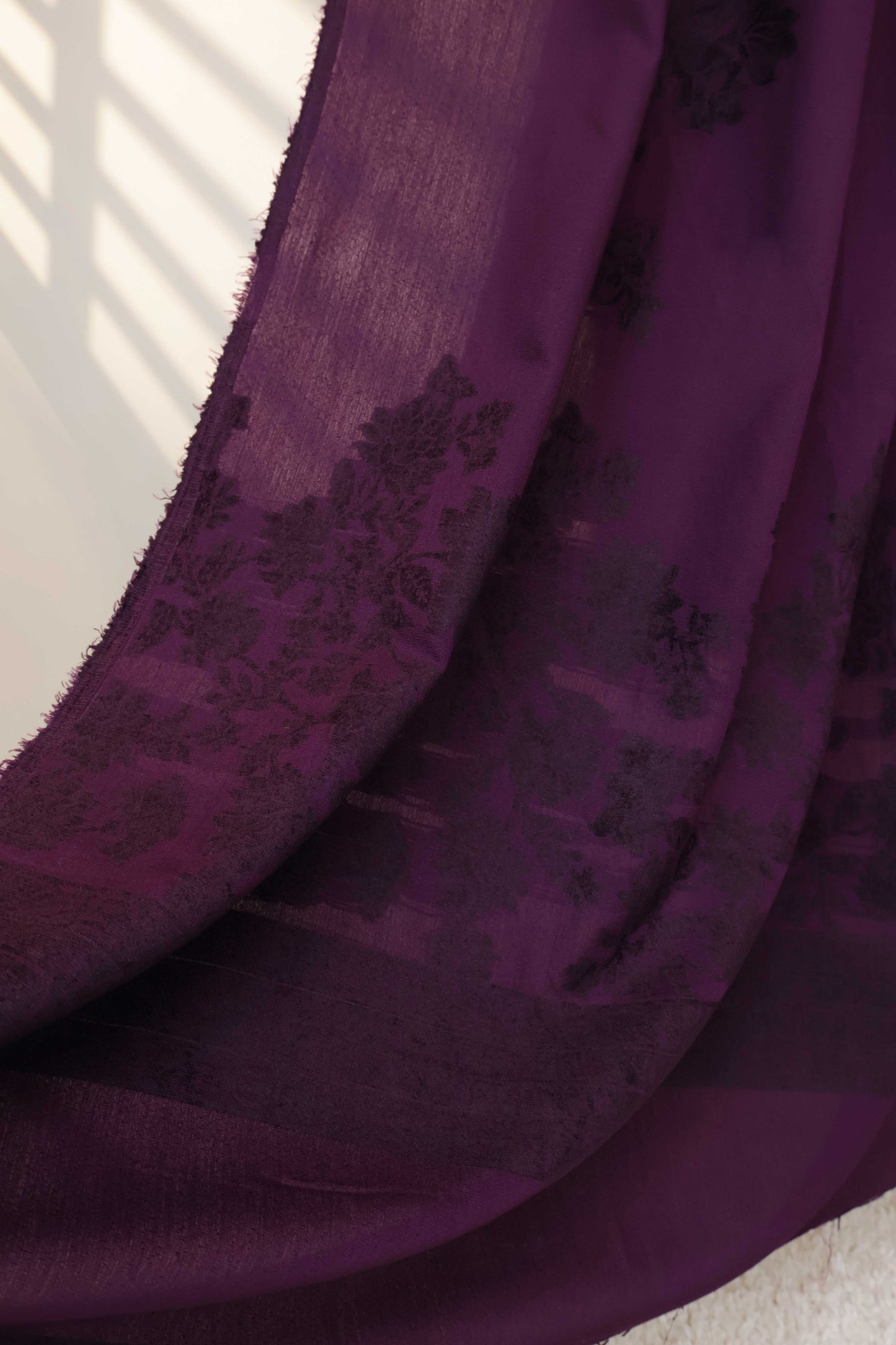 3Piece - Karandi Velvet Embose Suit VC194